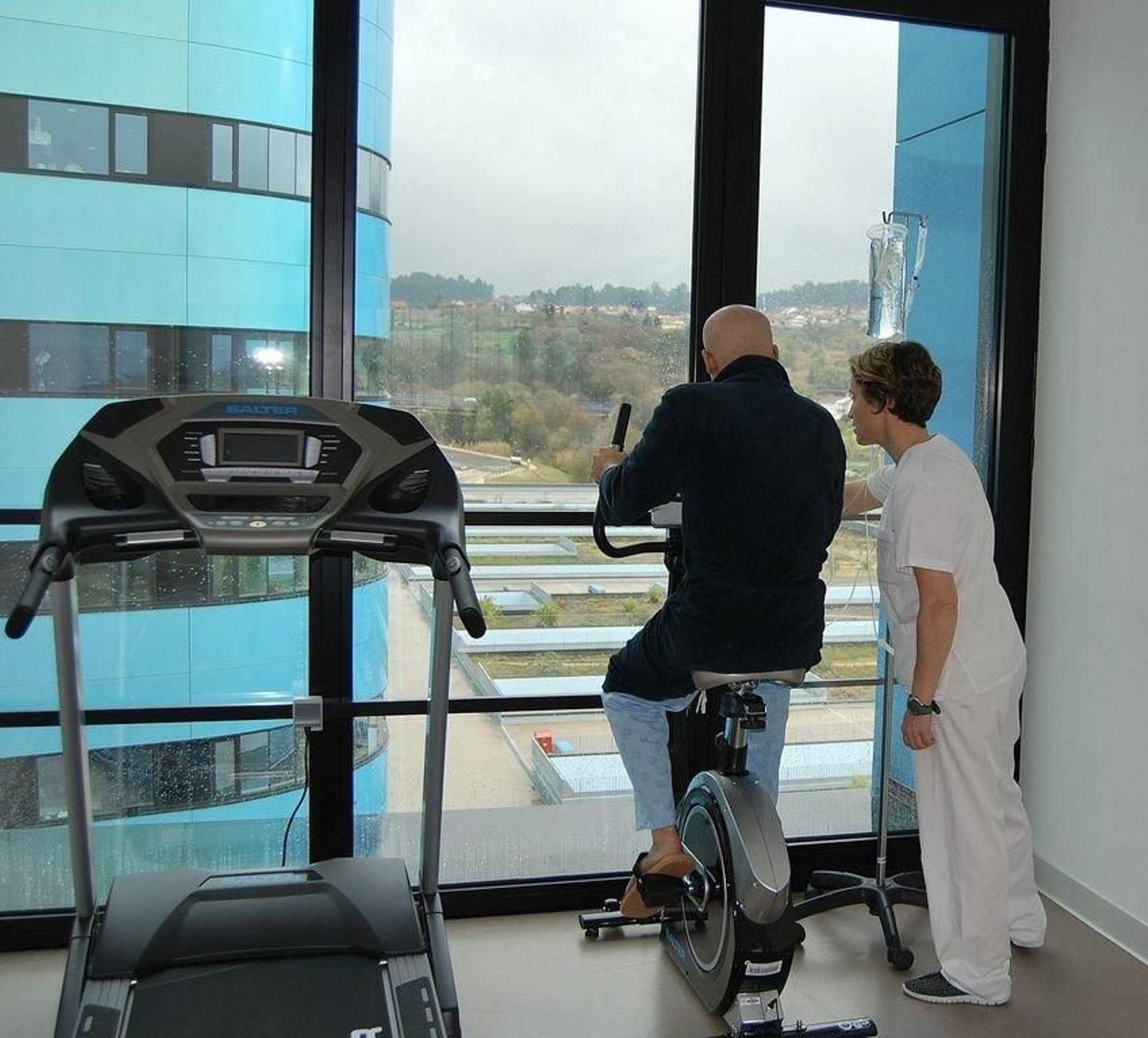 Los pacientes utilizan ya las bicicletas estáticas.
