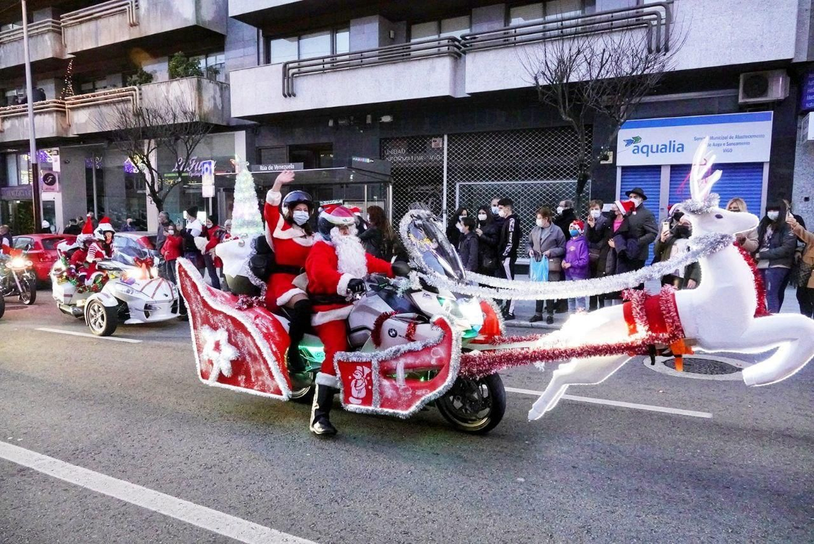 Papanoelada motera de Vigo.