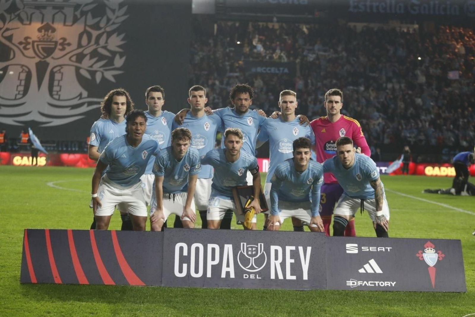 El Celta antes del partido contra la Real Sociedad. // J.V. Landín