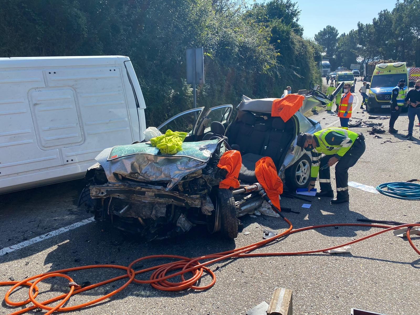 Colisión múltiple en la N-550 en Redondela // Alberte