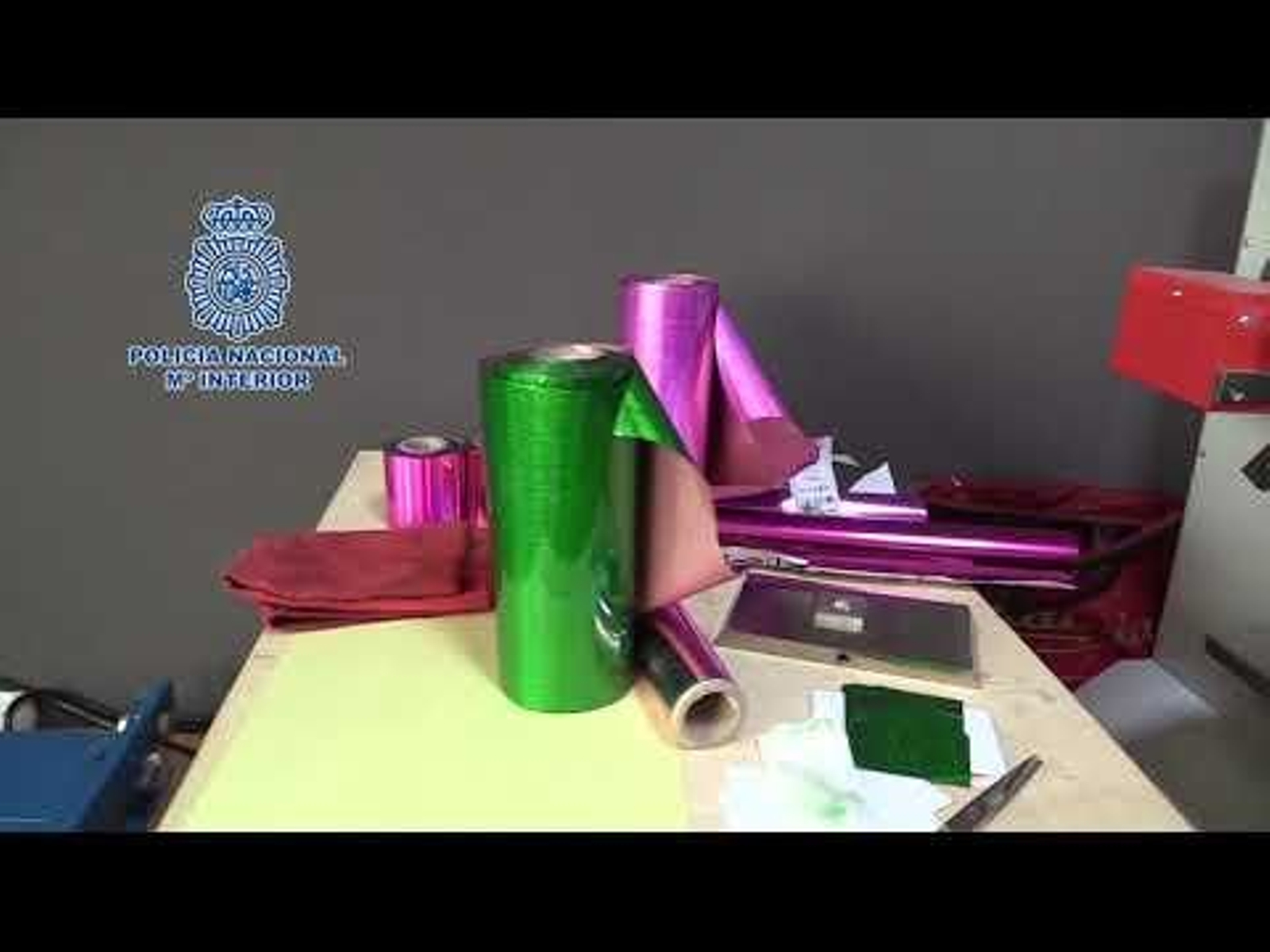 Desmantelado un laboratorio de falsificación documental en Madrid