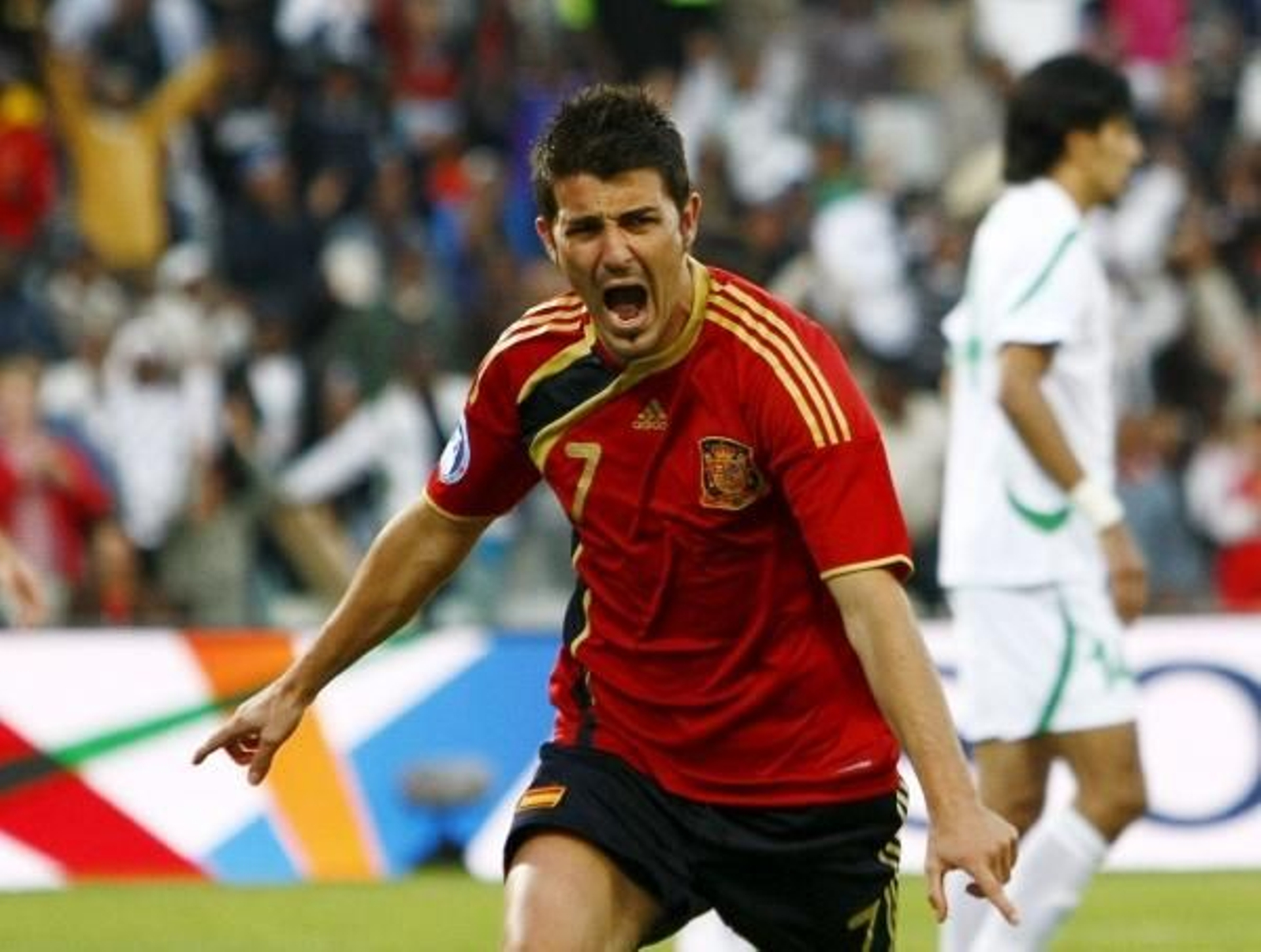 Villa celebra el tanto de la victoria. (Foto: EFE)