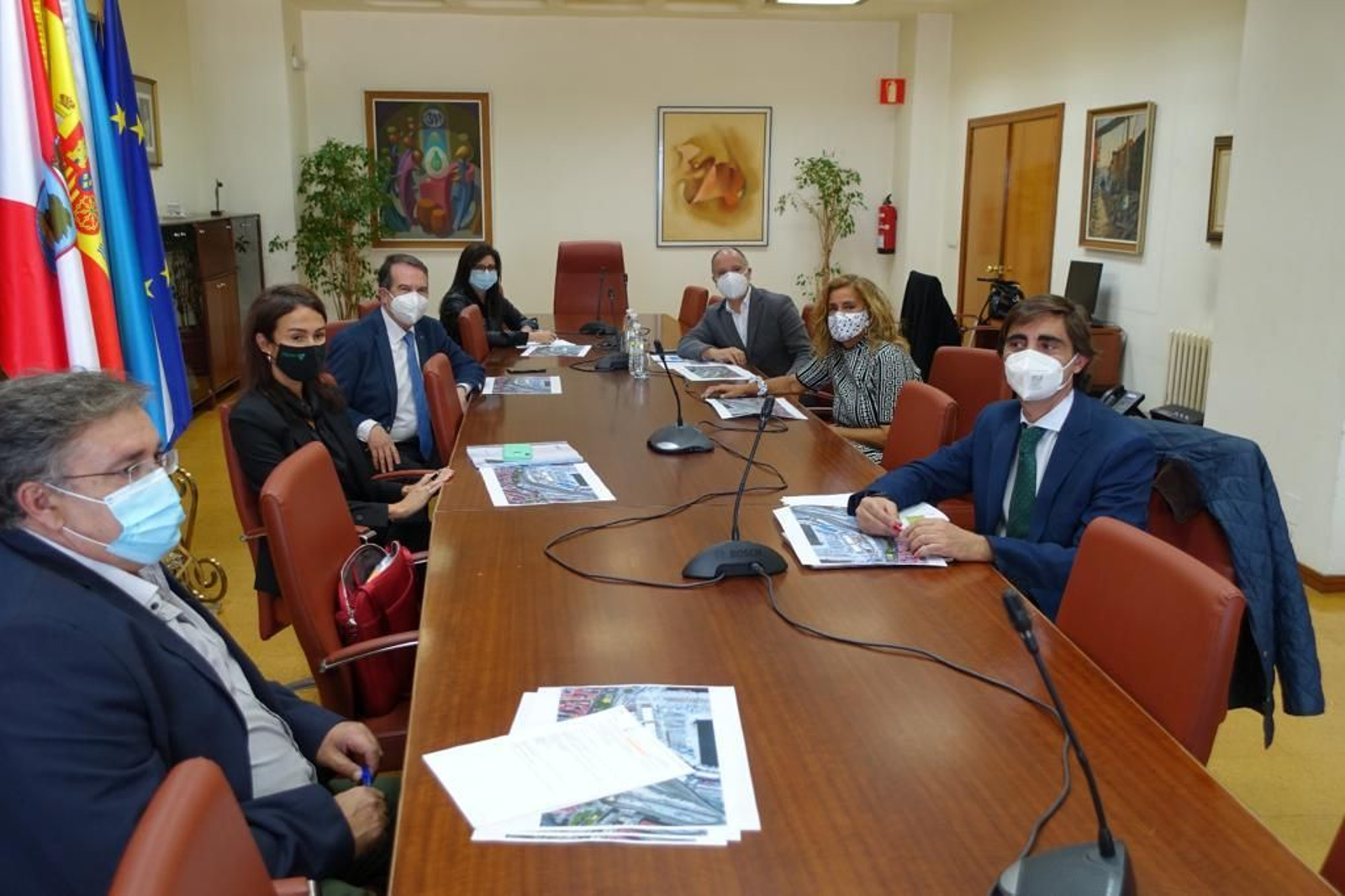 La reunión del alcalde con la presidenta de Adif en la que también estuvo la presidenta de la Diputación y el delegado de Zona Franca.