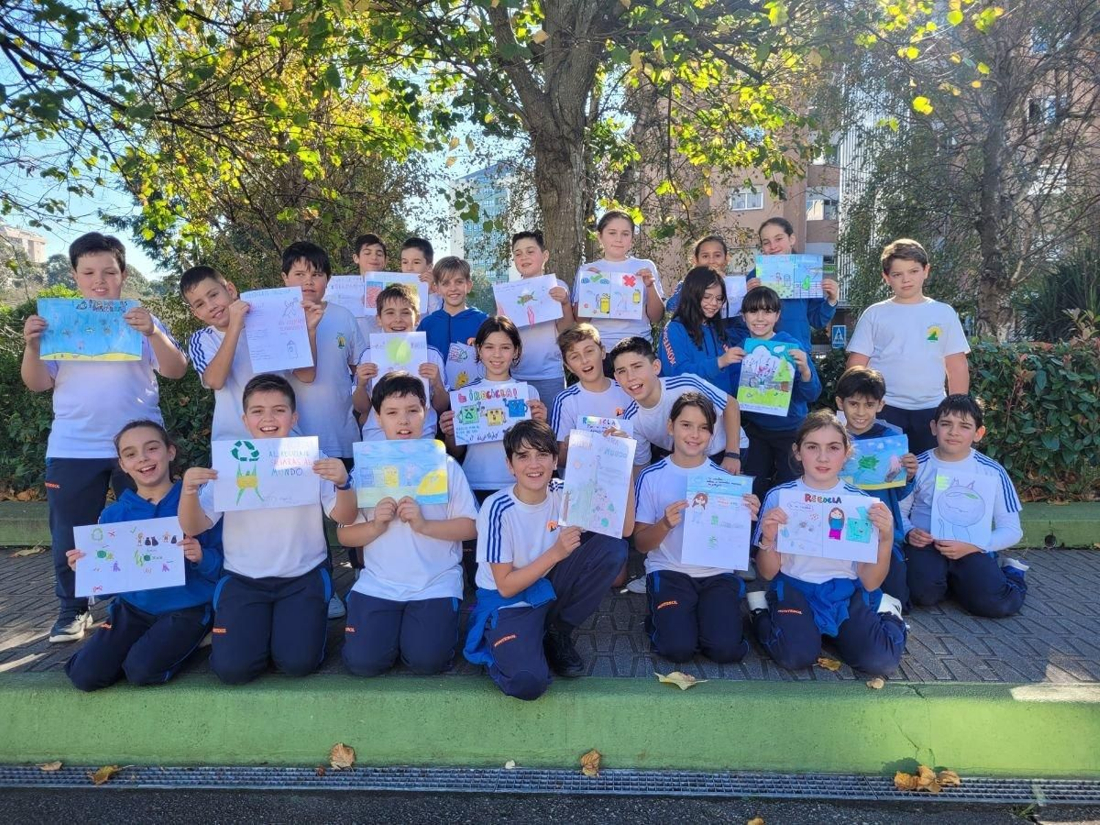 Escolares del CPR Montesol.