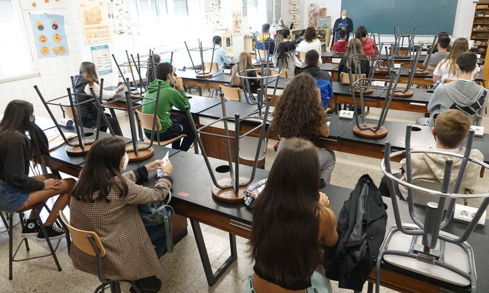 Los alumnos afrontan un curso en el que tendrán que reforzar la ropa de abrigo.