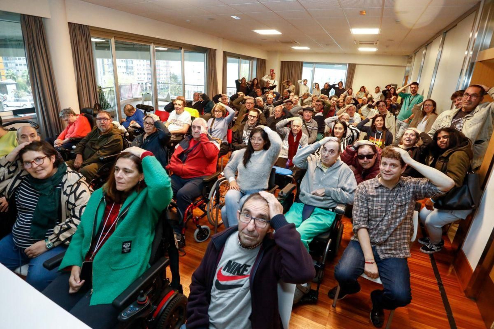 Usuarios de Alento, ayer por la mañana en la celebración del Día del Daño Cerebral.