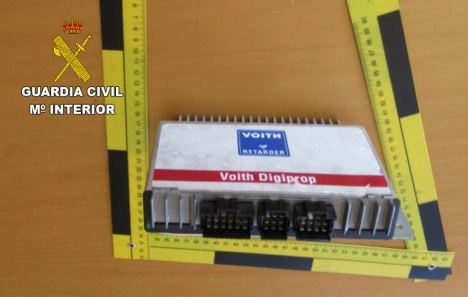 Centralita recuperada del hurto. // Guardia Civil