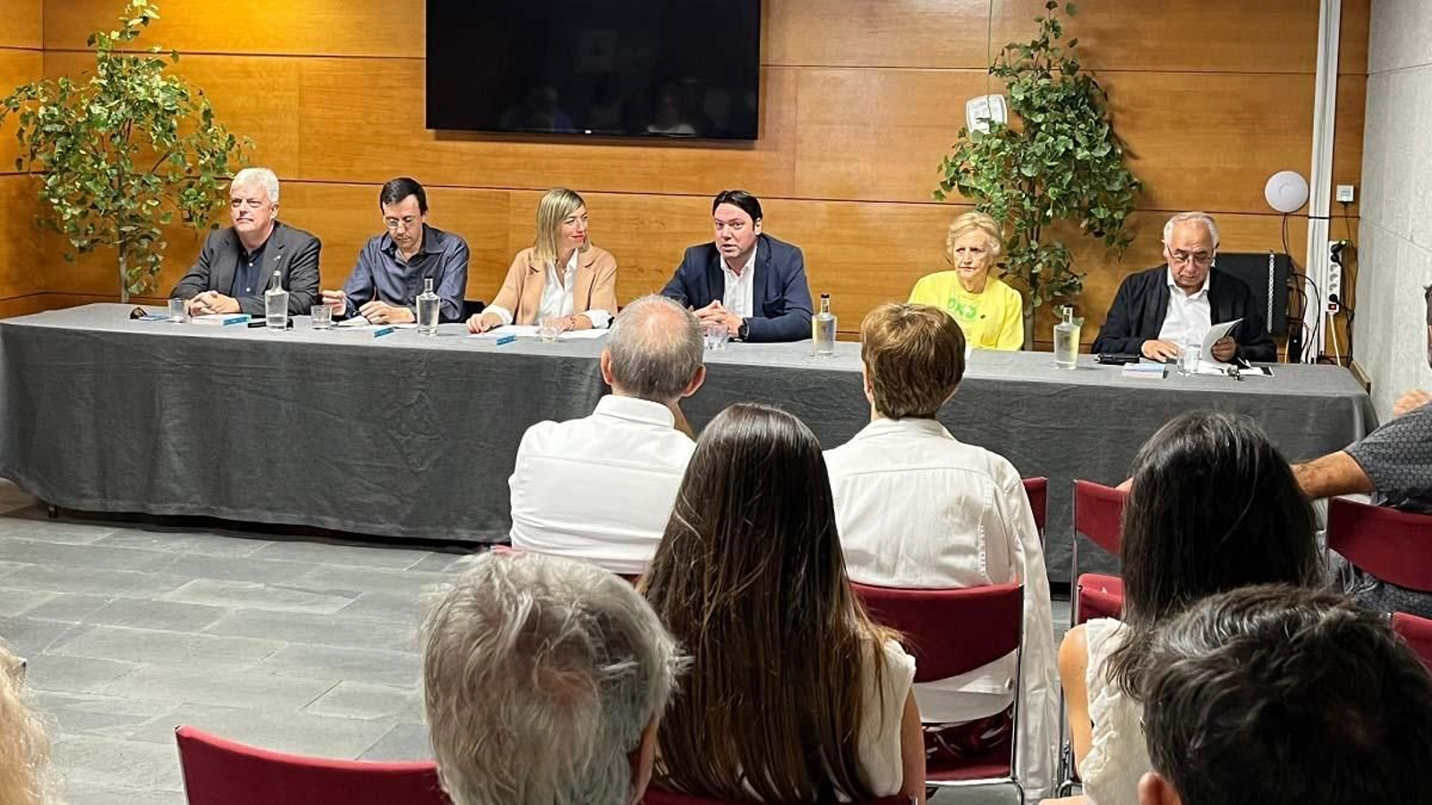 Imagen de la presentación de la reedición de "No desterro", de Ramón Cabanillas, dentro de la colección Clásicos da emigración
