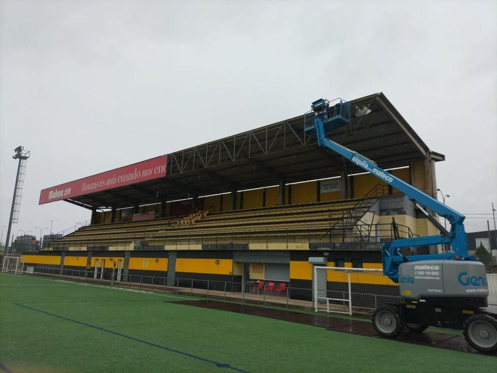 Las obras en la cubierta del Baltasar Pujales empezaron ayer.