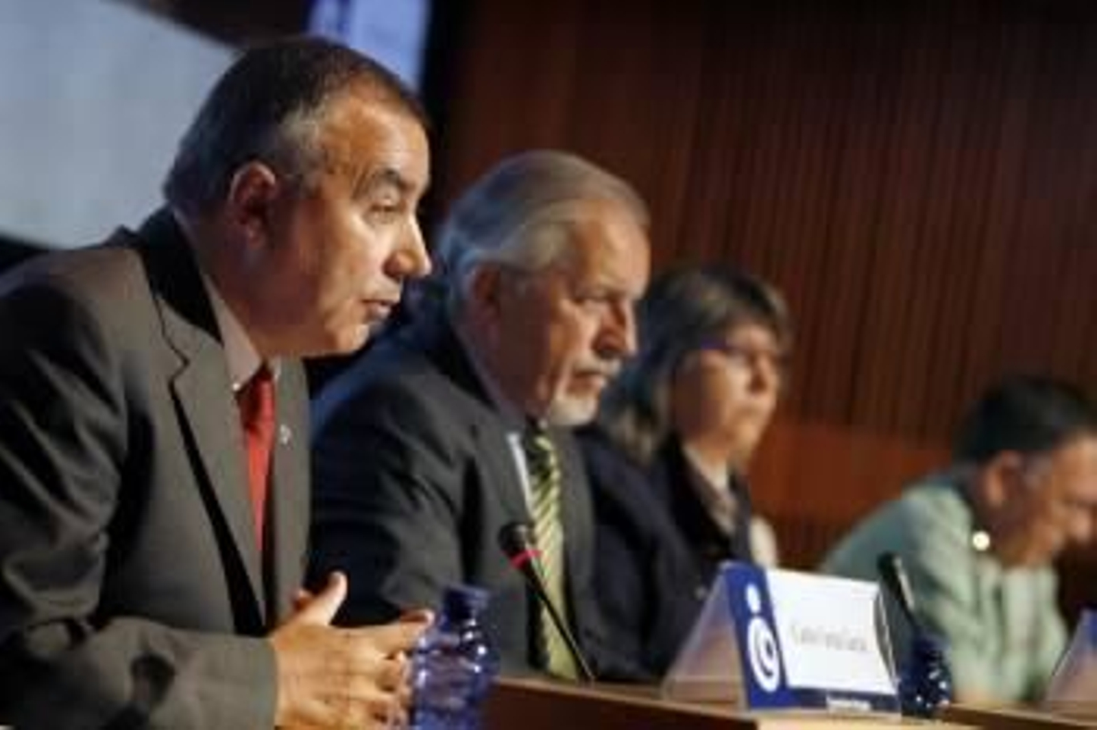 Varela, Cortizo y Quintana, en el acto desarrollado en A Coruña. (Foto: CABALAR)
