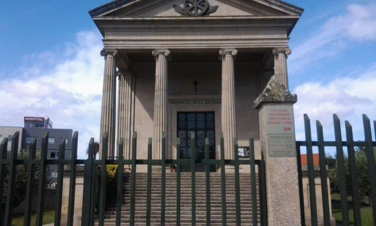La Soledad, iglesia similar a la Maison Carrée.