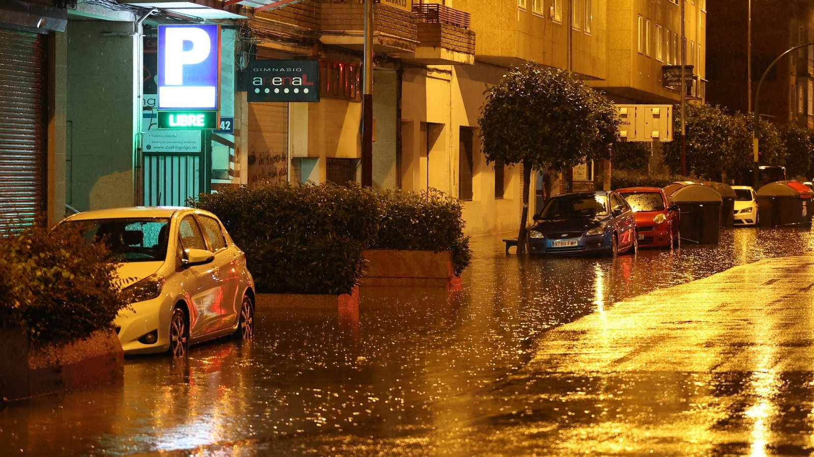 Tormenta en Vigo. // Alberte