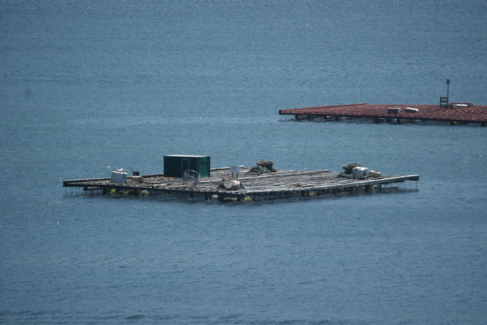 En la ría de Vigo están cerrados seis polígonos.