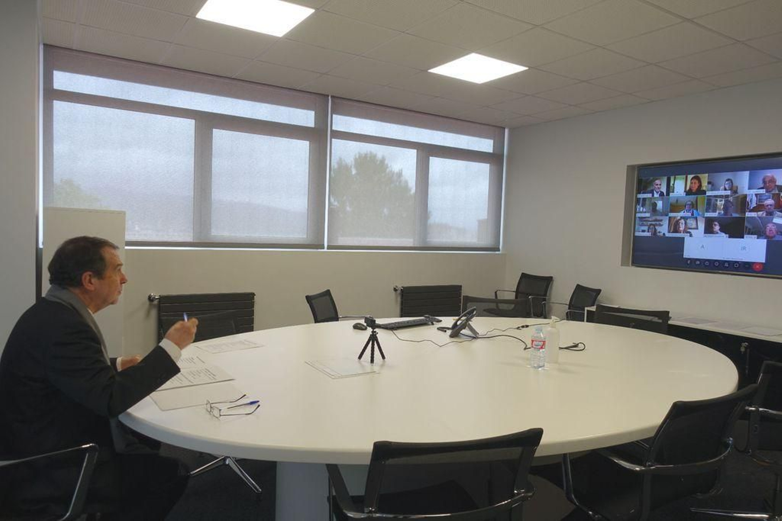 Abel Caballero en la reunión ayer por videoconferencia con su comité asesor en la desescalada.