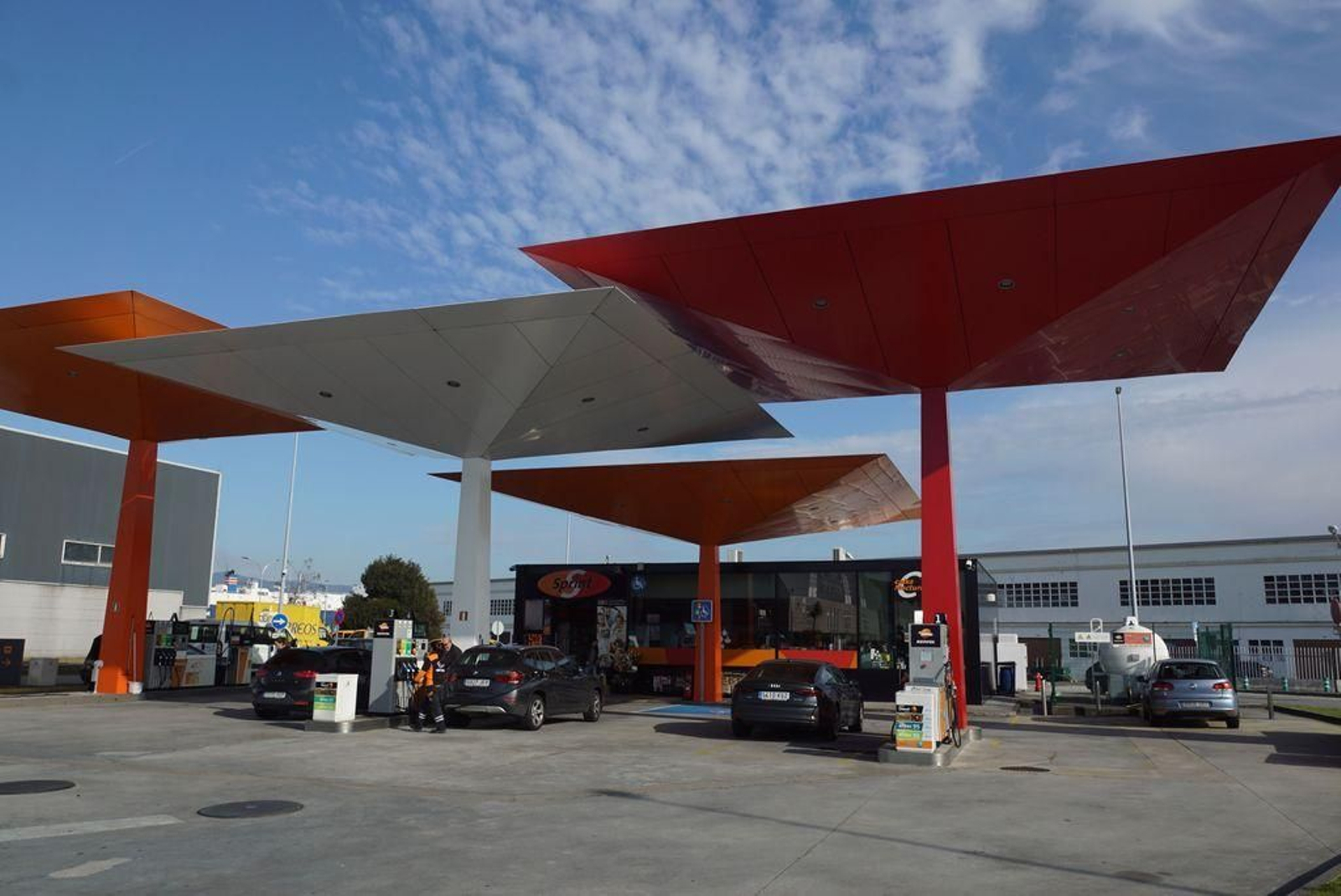 Las estaciones de servicio de Vigo siguen estando entre las más caras de España.