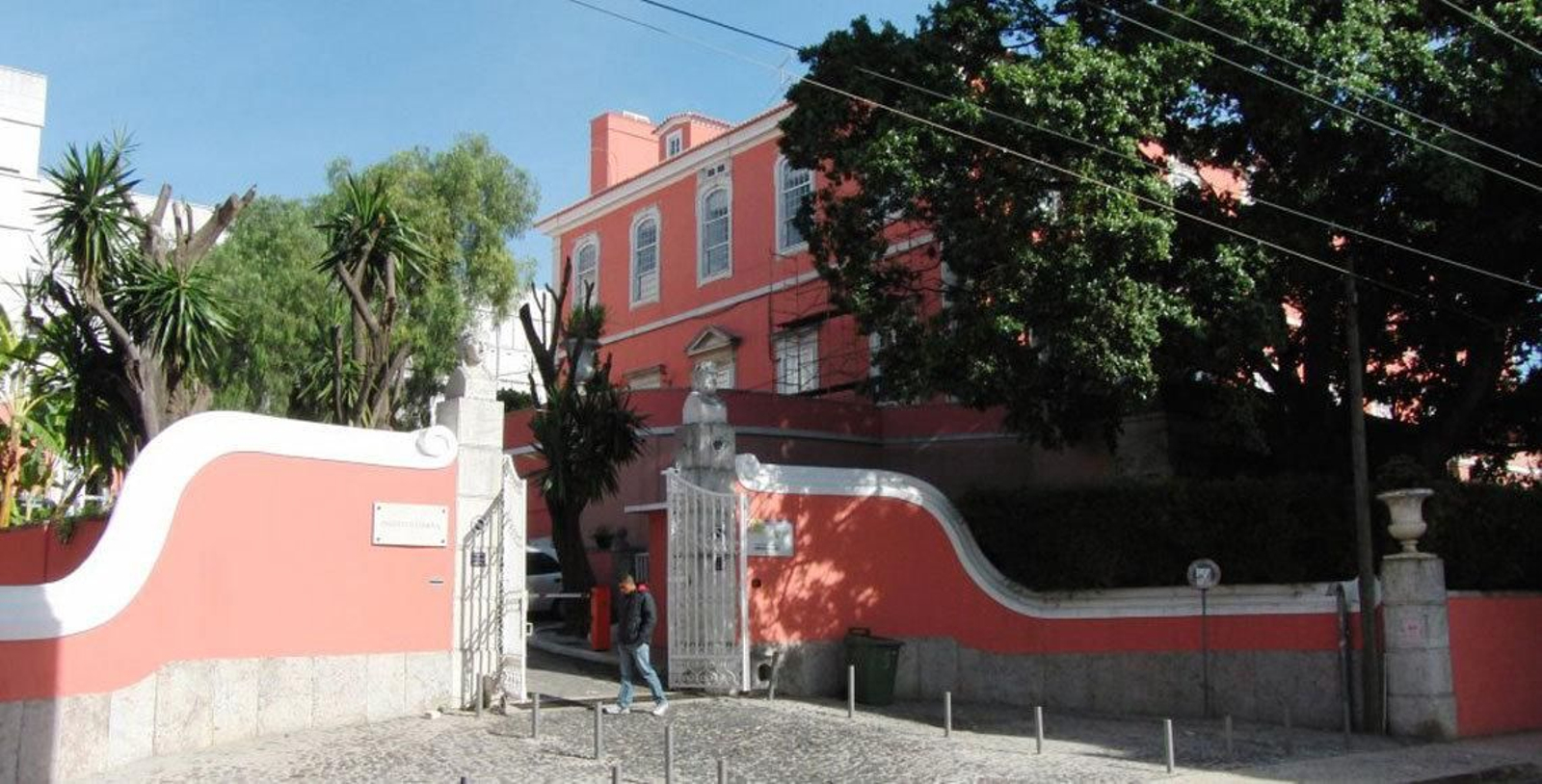 Sede del Instituto Español Giner de los Ríos, en Lisboa.