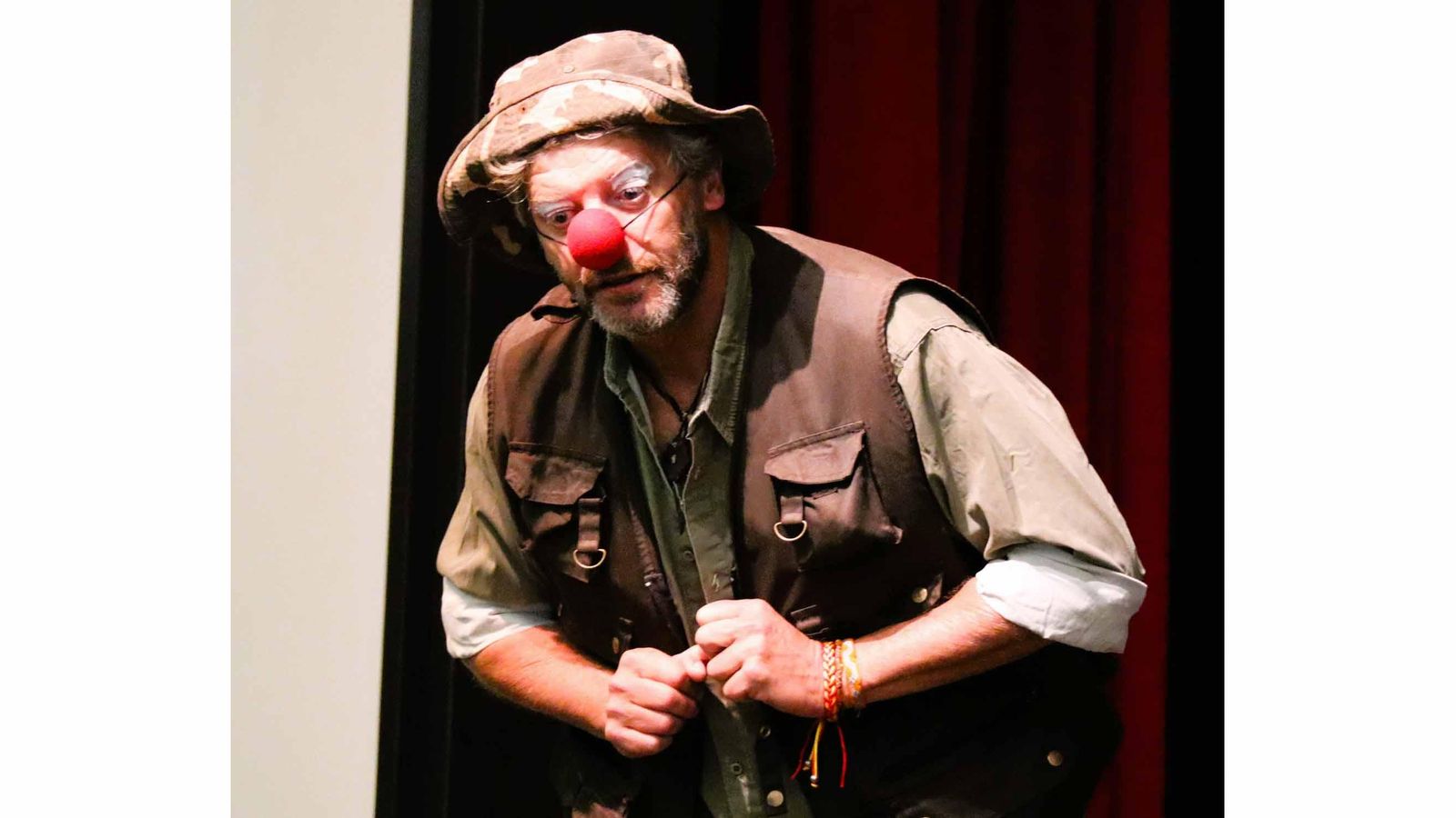 Actuación de Bola 8