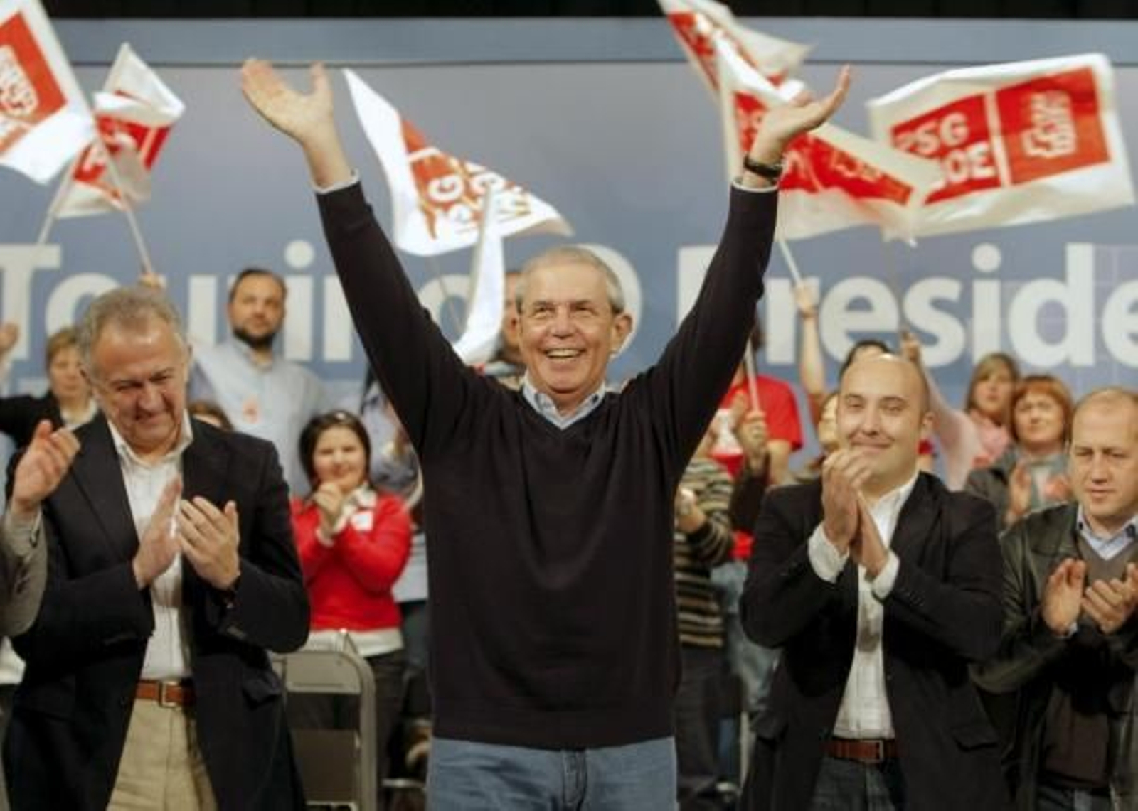 Touriño en el mitin celebrado en Noia. (Foto: Lavandeira Jr.)