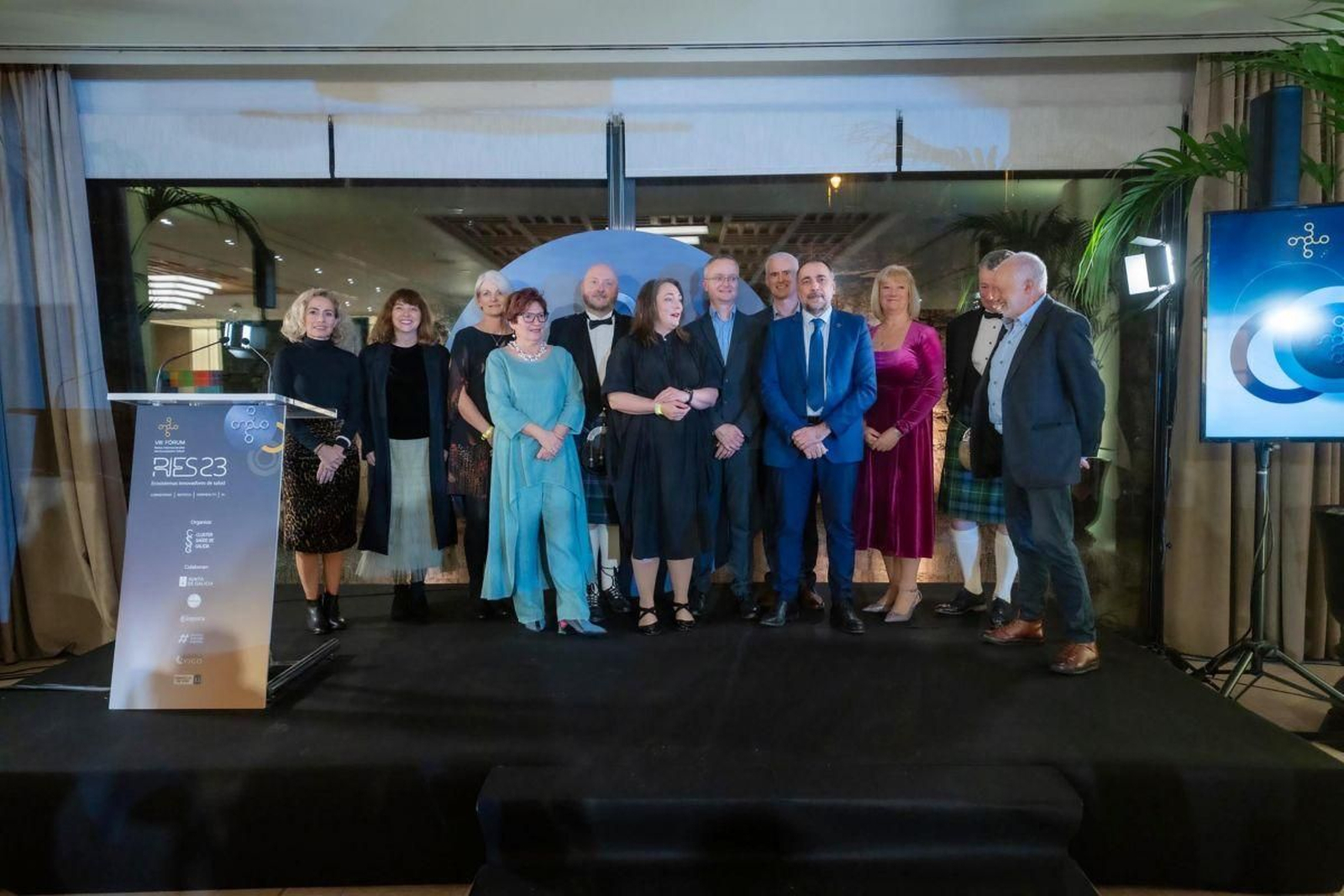 El conselleiro de Sanidade, Julio García Comesaña, inauguró el foro en el Hotel Attica de Samil.