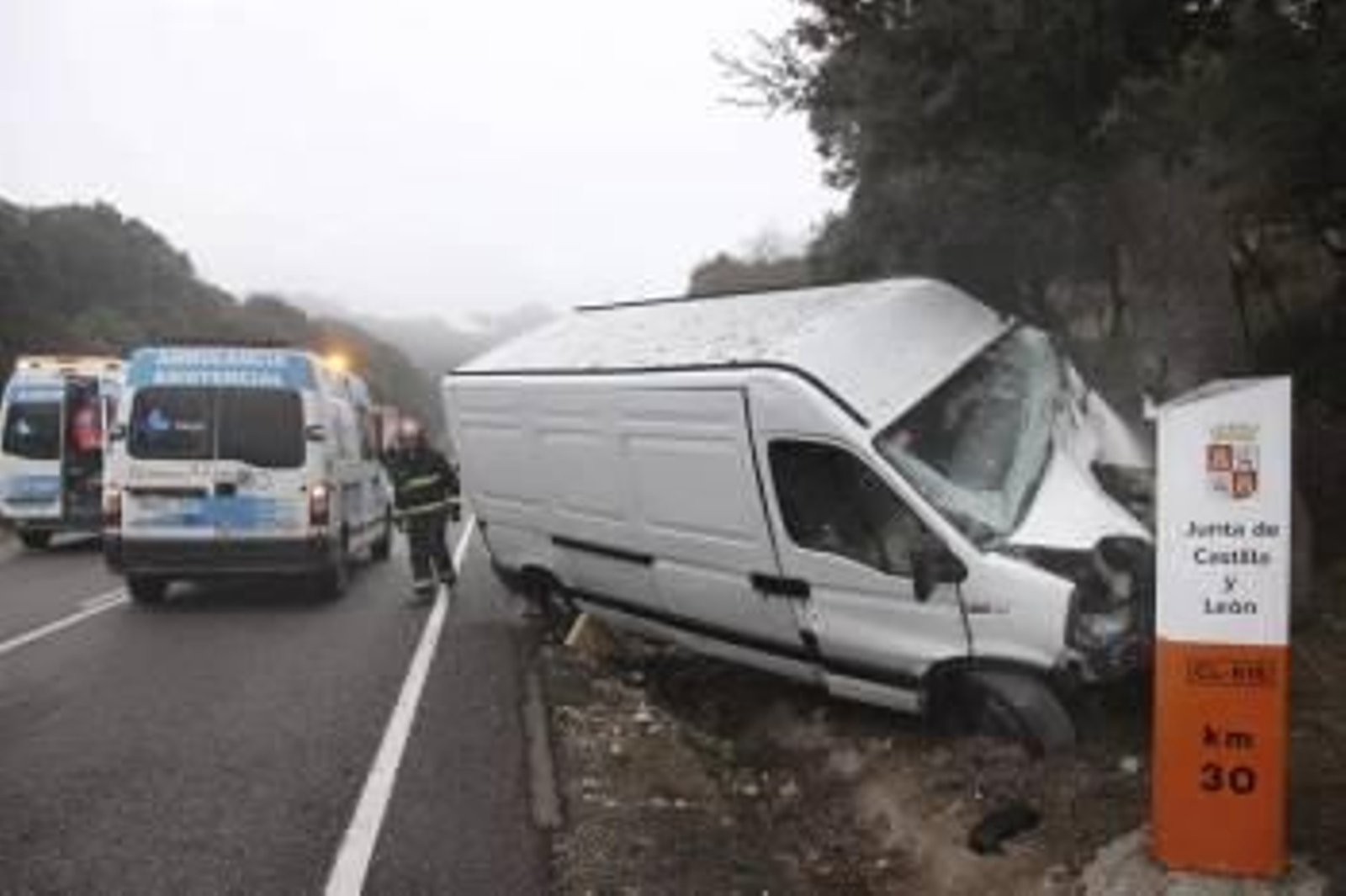 DOS HERIDOS EN UNA CARRETERA PALENTINA