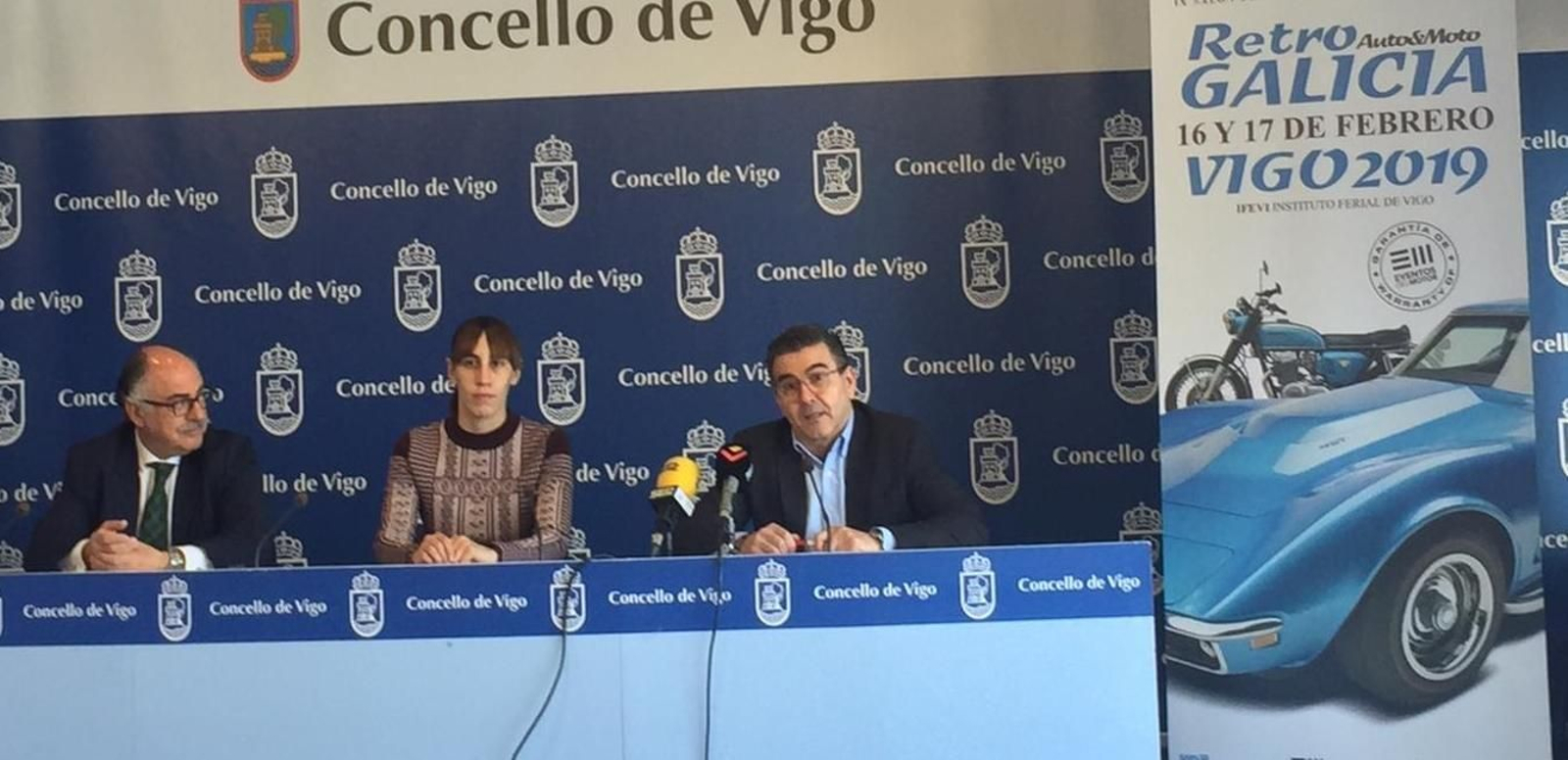 El director de Ifevi y del salón con la concejala Ana Laura Iglesias.