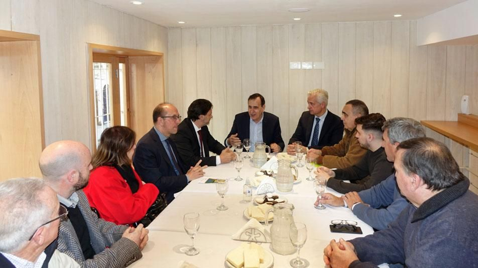 Emigración concedió ayudas para impulsar un centenar de actuaciones para la realización de Obras y Adquisición de Equipamientos de Entidades Gallegas del Exterior