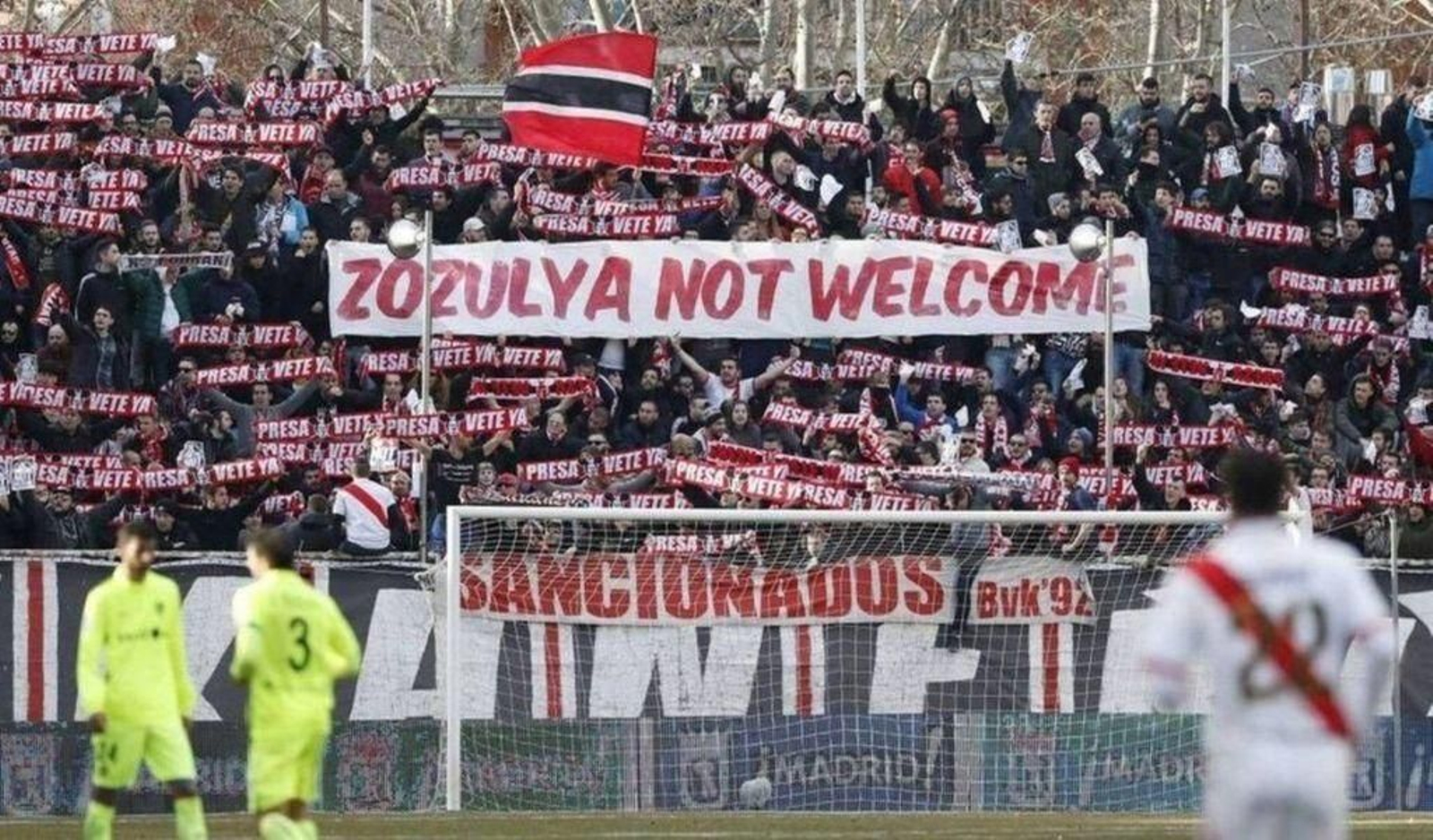 El partido entre el Rayo y el Albacete fue suspendido y se reanuda esta tarde.