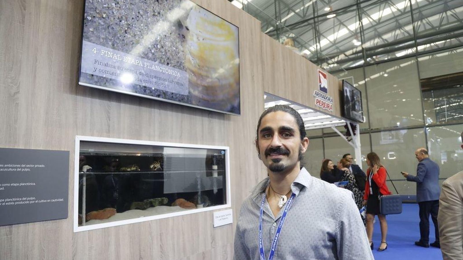 Álvaro Roura se centra en el cultivo de pulpos en cautividad