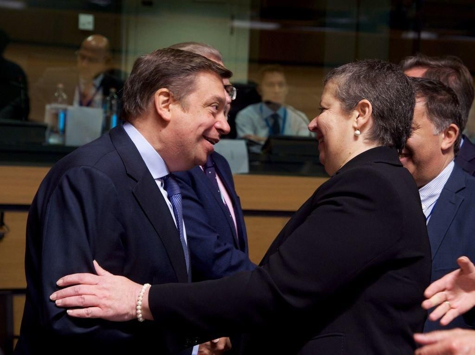 El ministro Luis Planas con su homóloga portuguesa.