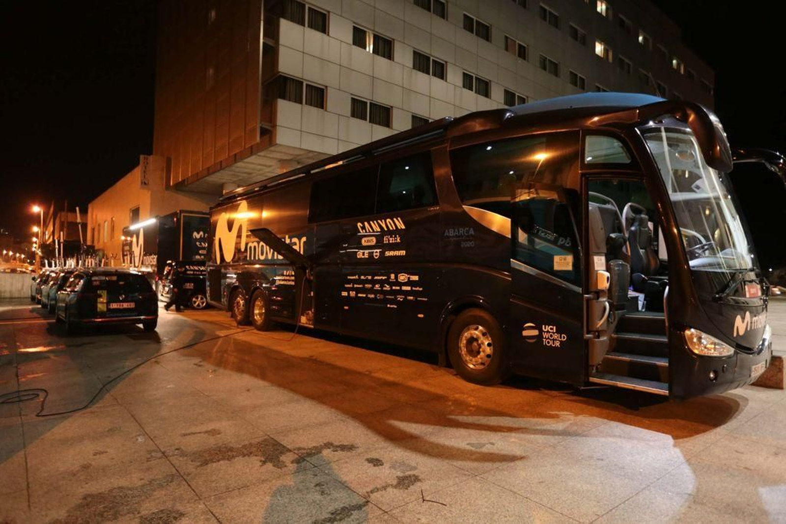 La Vuelta pernocta en Vigo1