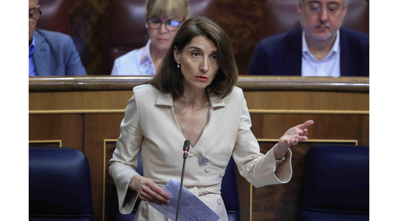 La ministra de Justicia, Pilar Llop, interviene en la sesión de control en el Congreso de los Diputados. EFE/ Zipi Aragón