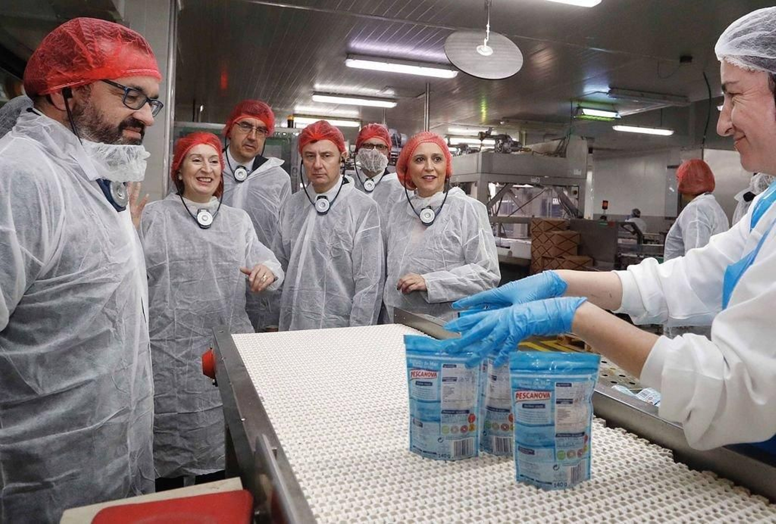 Ana Pastor visitó Pescanova en Chapela guiada por su CEO, Ignacio González.