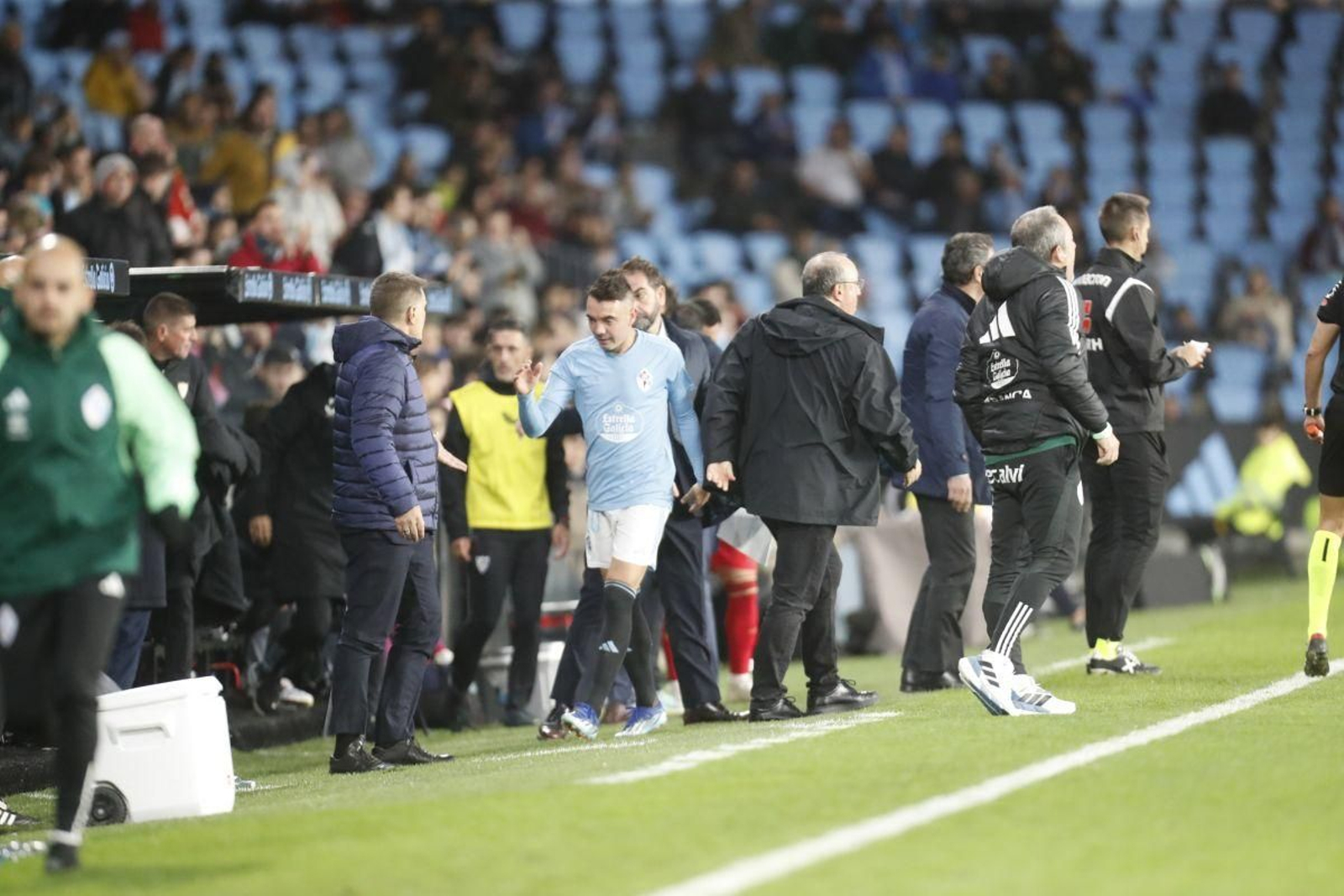 Iago Aspas, en el momento de ser sustituido el pasado sábado ante el Sevilla, con el marcador todavía a favor.