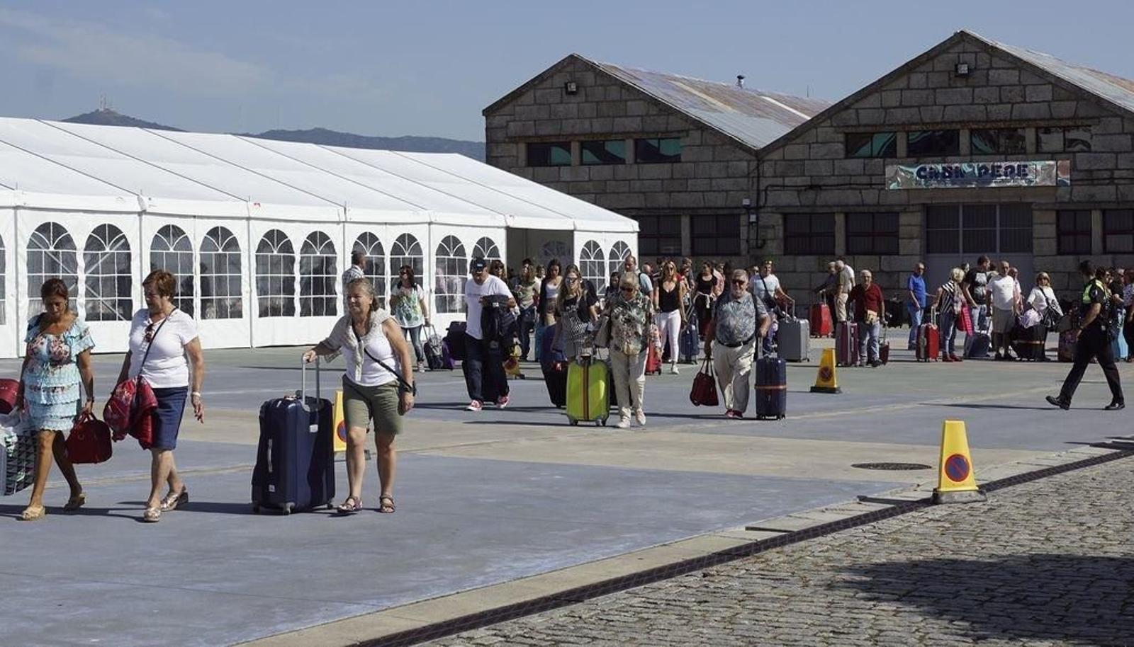 Los viajeros procedentes del Norte de Europa desembarcaron a partir de las 10,00.