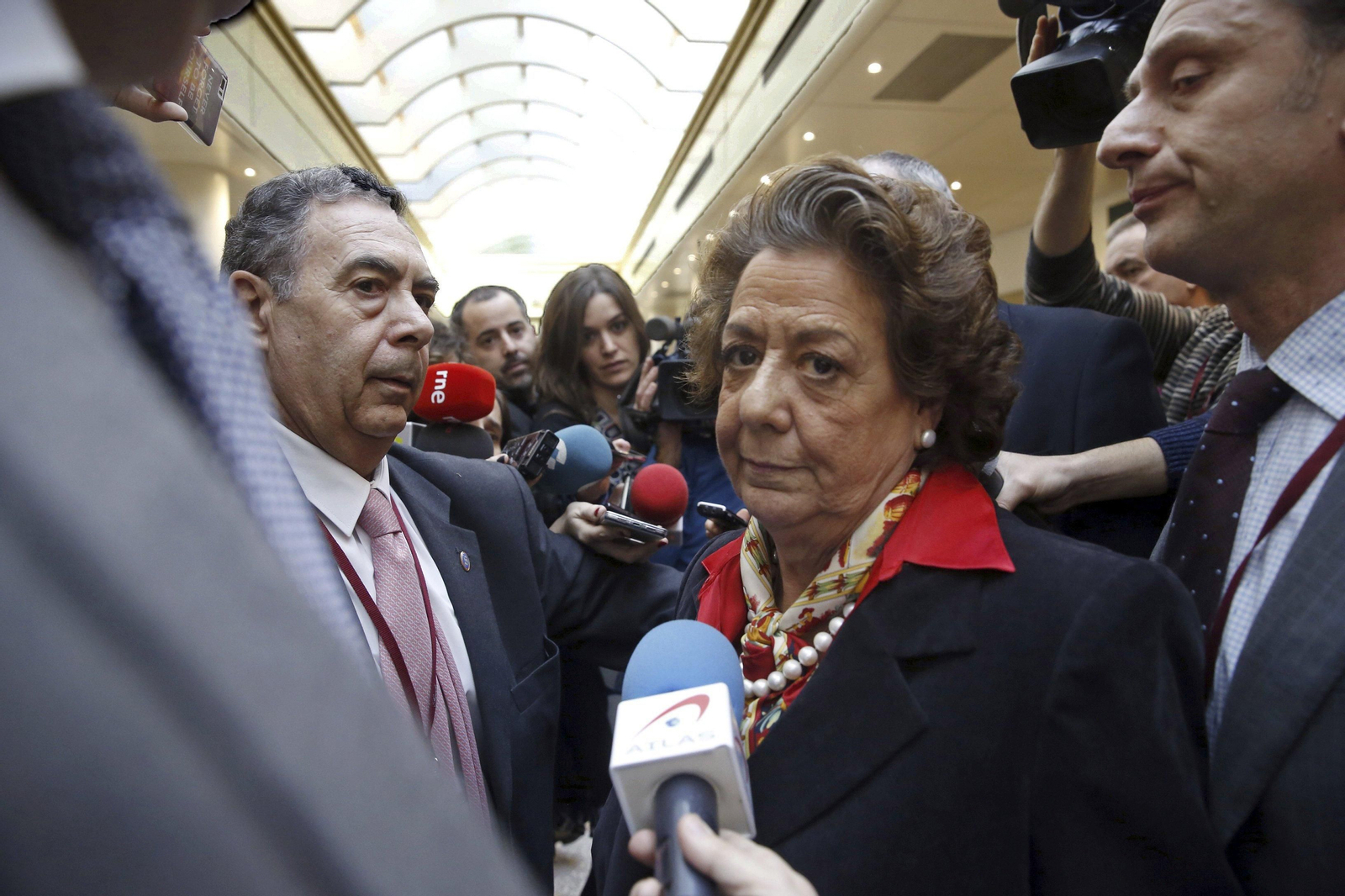 Barberá, en los pasillos del Senado el pasado marzo.