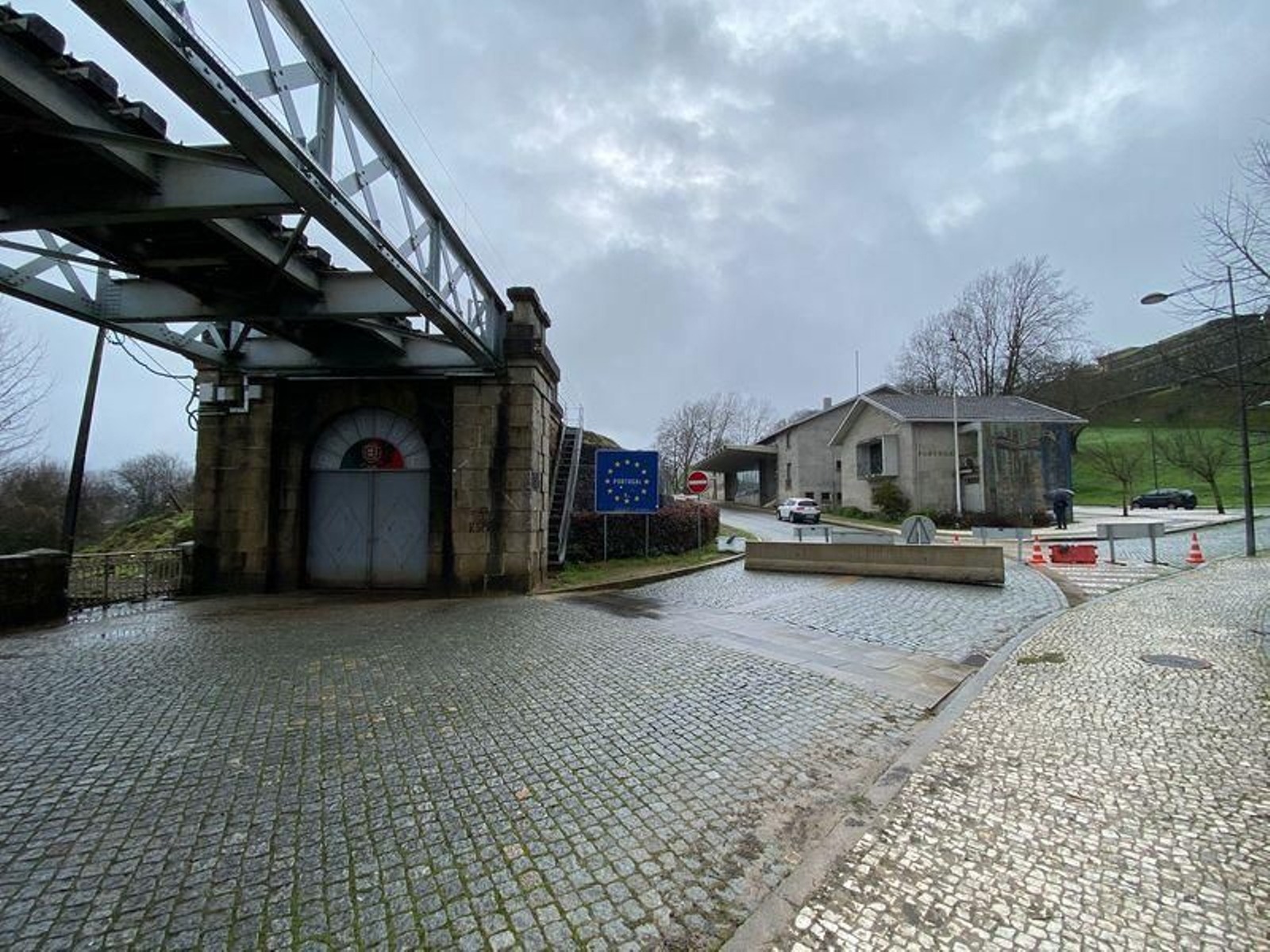 Se restablecen controles fronterizos entre España y Portugal // Alberte