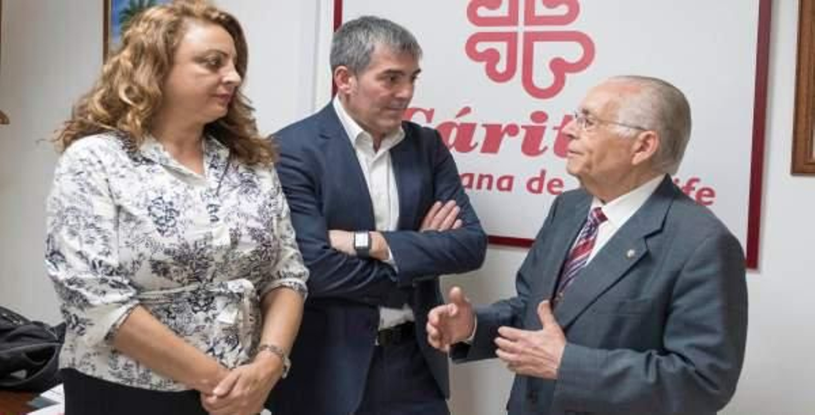 El presidente de Cáritas Diocesana, ha mostrado su "preocupación" por los canarios retornados de Venezuela.