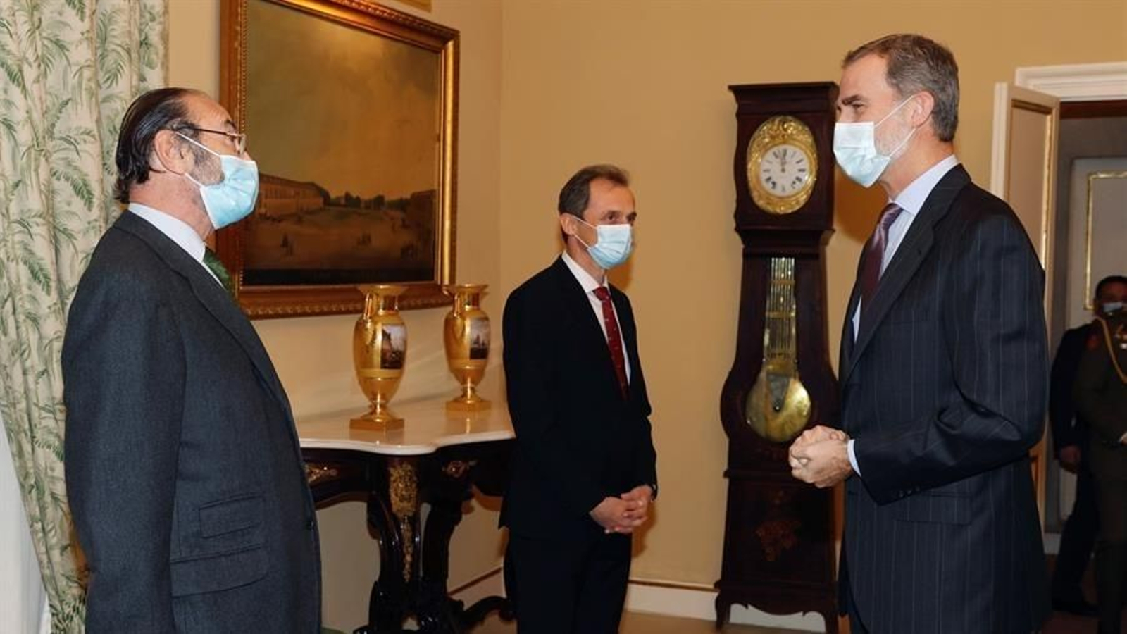 El rey Felipe VI (d)