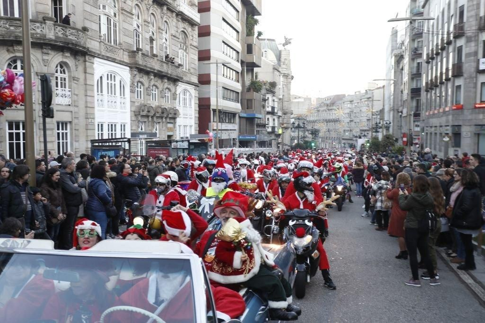 La papanoelada motera toma las calles de Vigo 82