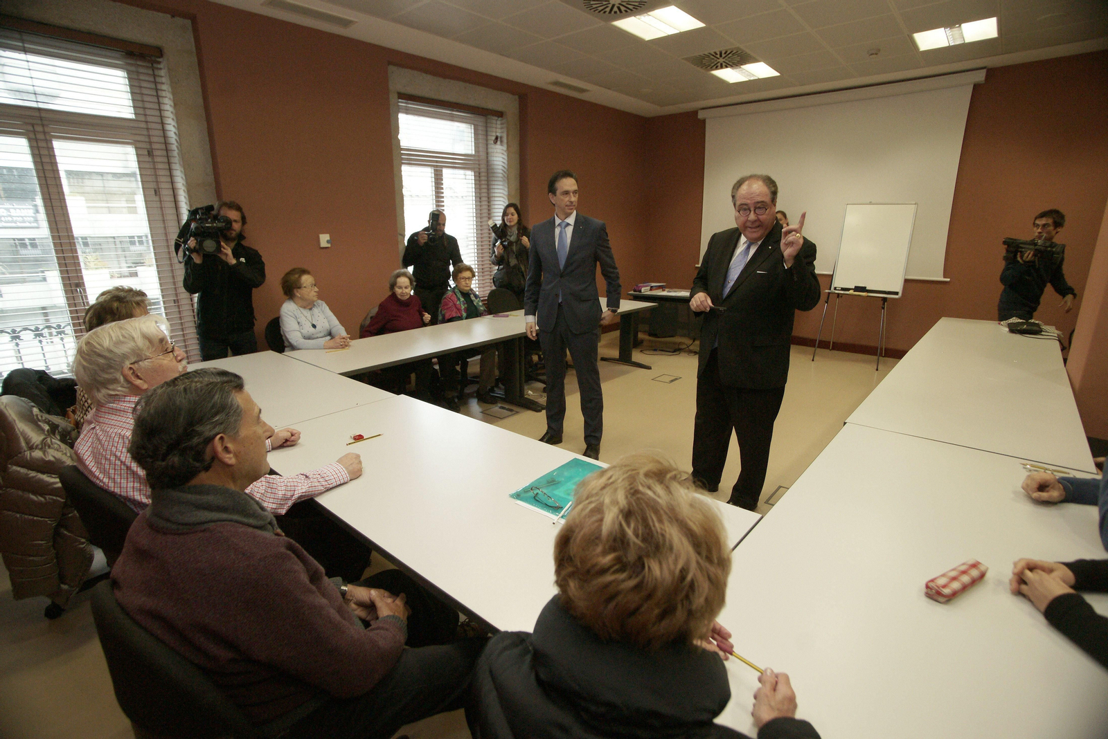 Pedro Otero y Miguel Ángel Escote, ayer en una de las actividades del Espacio +60.