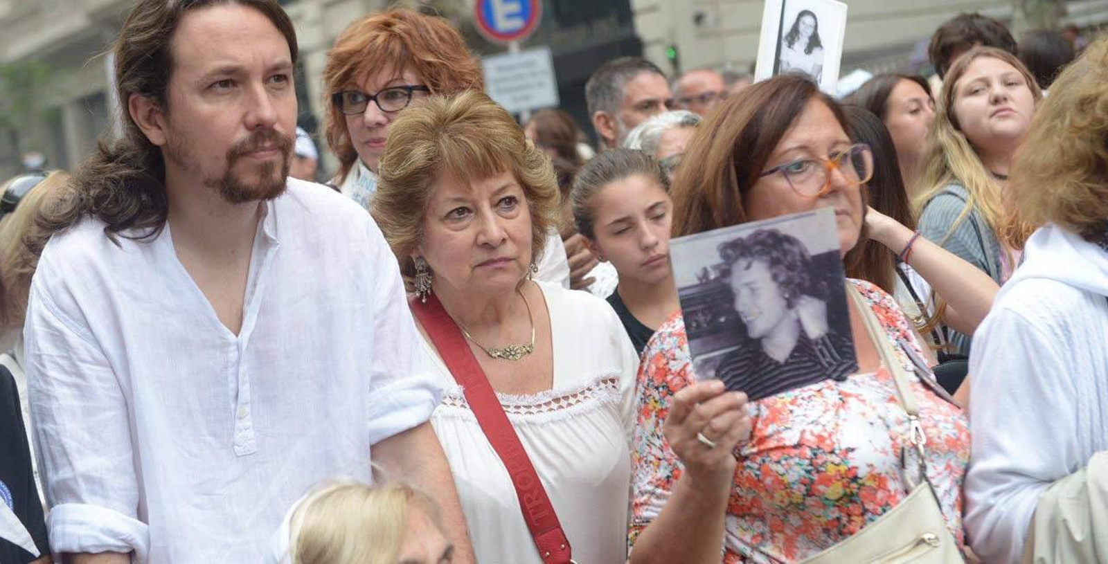 29405307_2066541516961622_1797960943_o