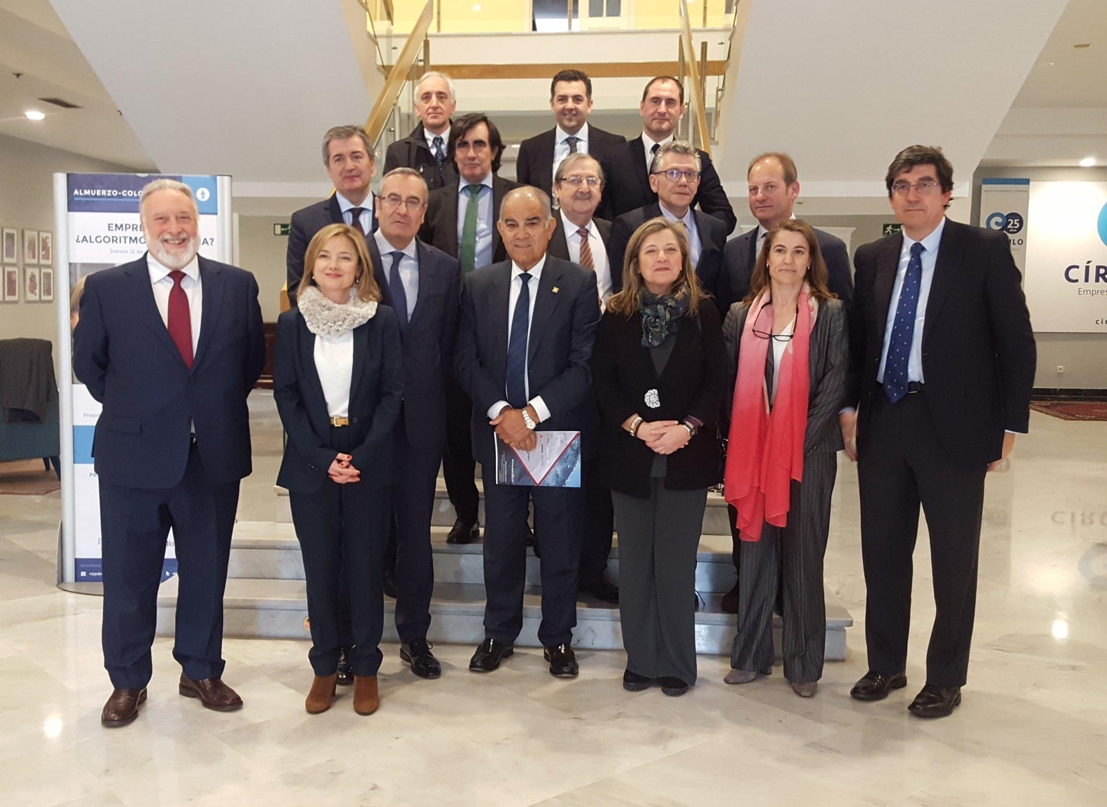 El comité ejecutivo de Navalia, en Ifevi del 22 al 24 de mayo, se reunió con el presidente de Puertos del Estado, José Llorca.