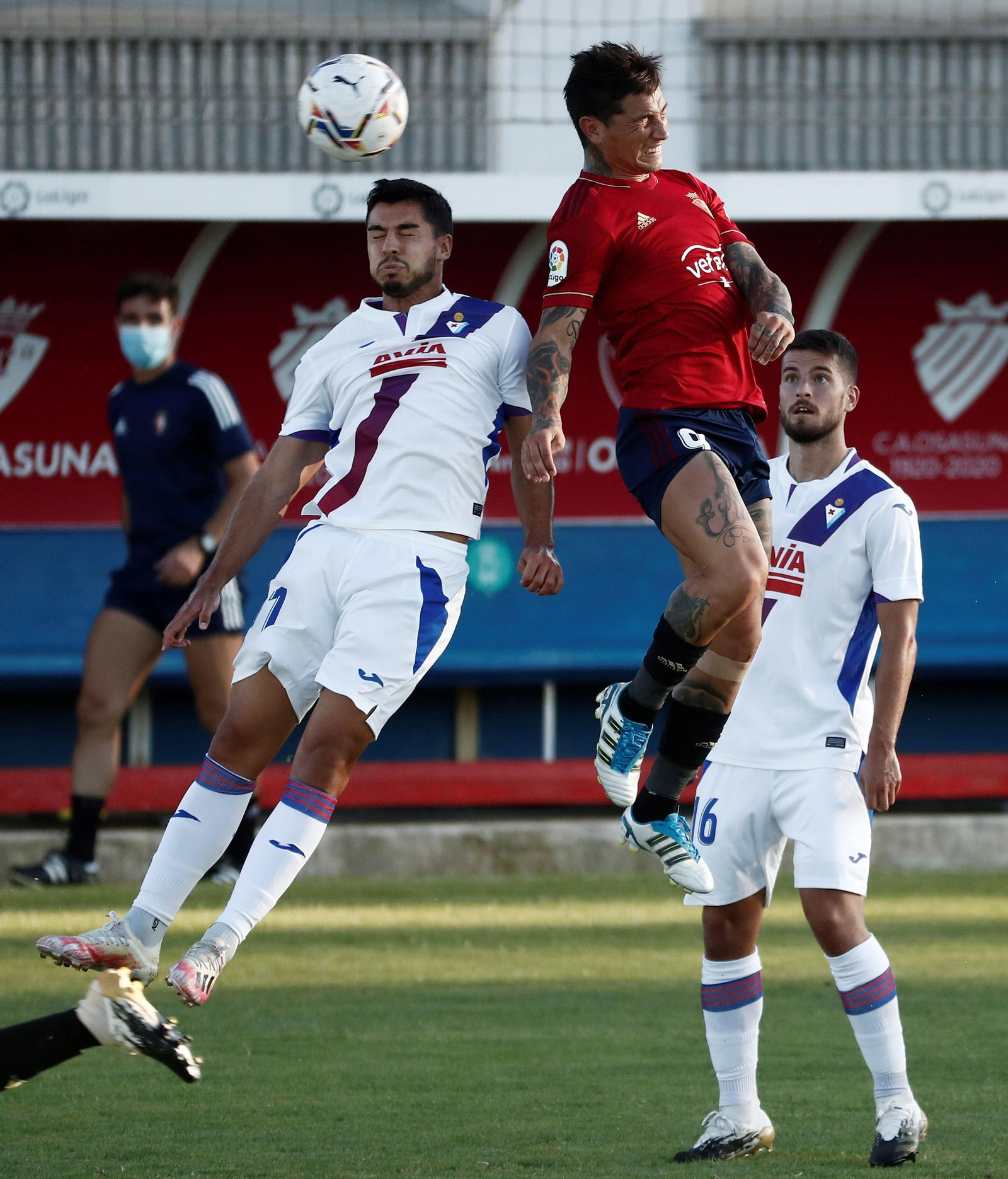 Chimy Ávila, en un reciente amistoso con Osasuna.