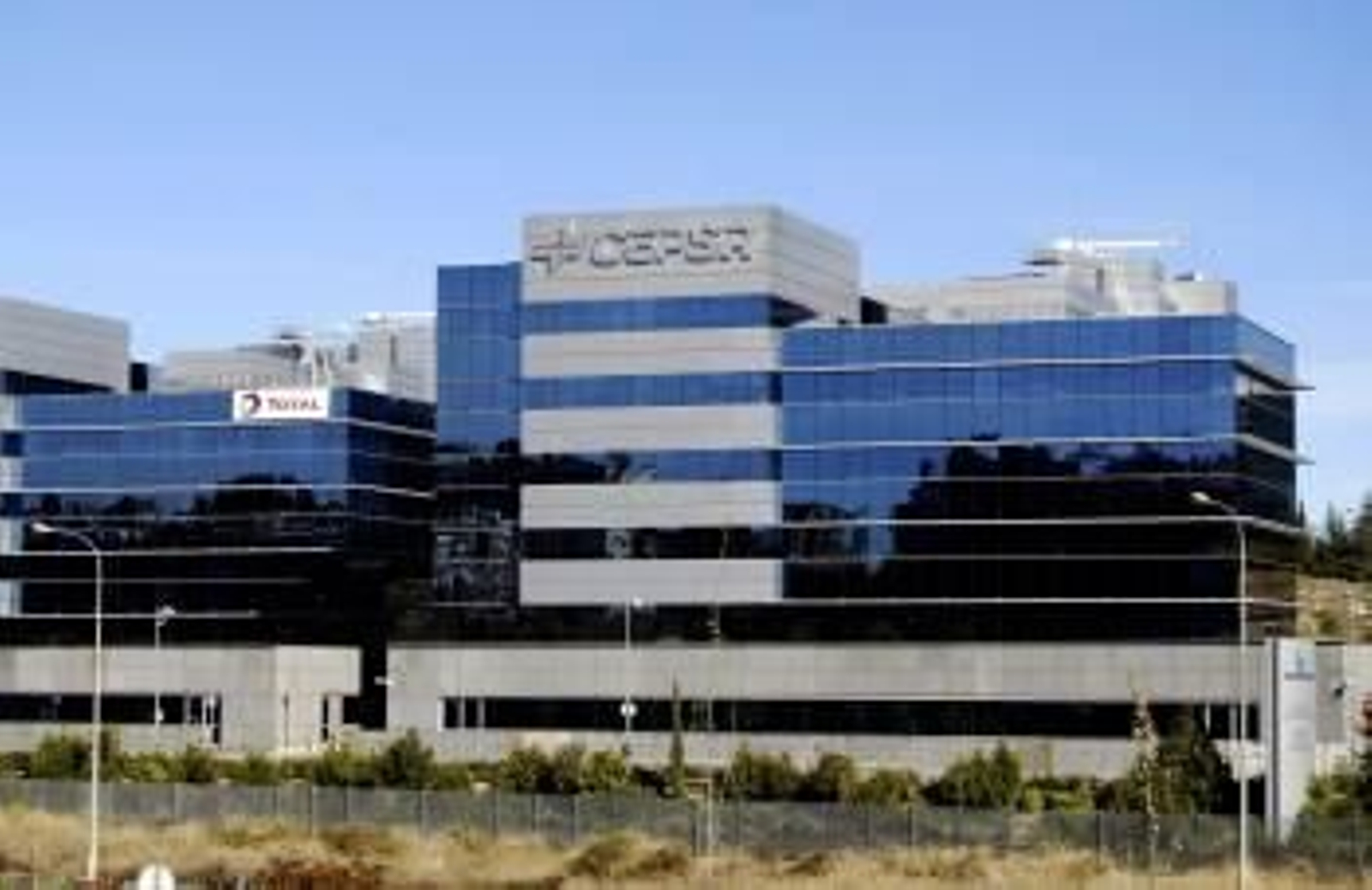 Sede de la petrolera Cepsa Total en Madarid. (Foto: ARCHIVO)