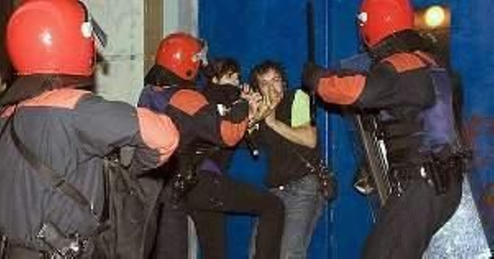 La Ertzaintza detuvo a cuatro persona