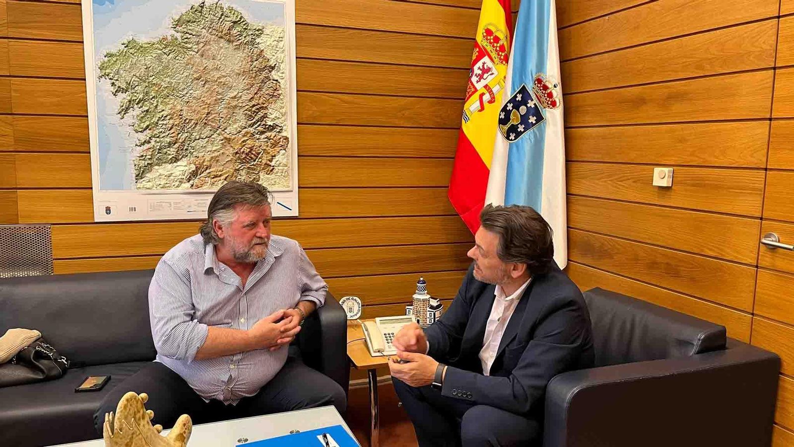 Miranda con Carlos Canosa, ex-presidente y actual directivo del Centro Gallego de Lucerna