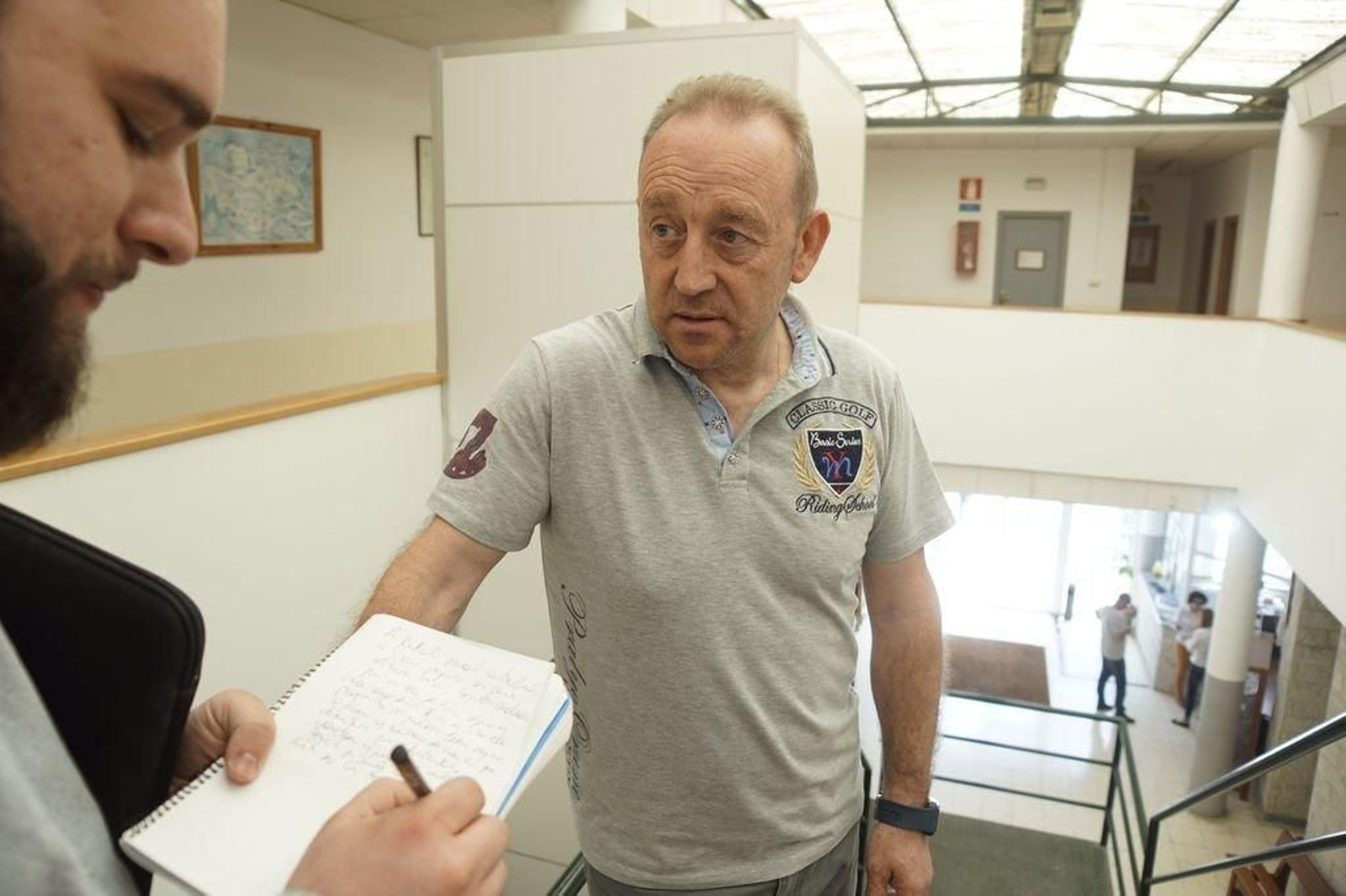 Alejo Gregores en las instalaciones del Concello de Tui.