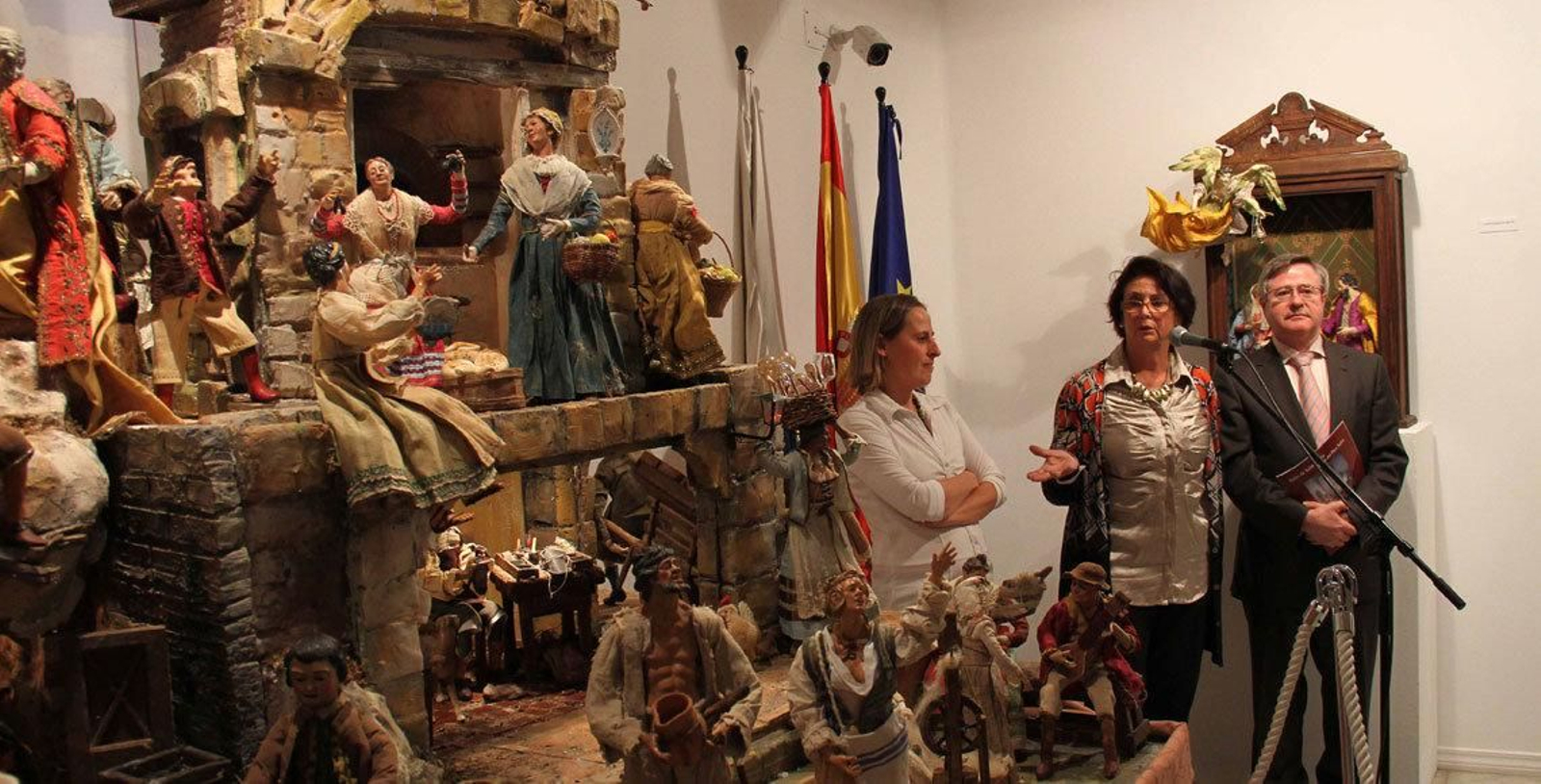 Belén de Salas y Belén del Pino exponen sus belenes en la Casa de Galicia en Madrid.