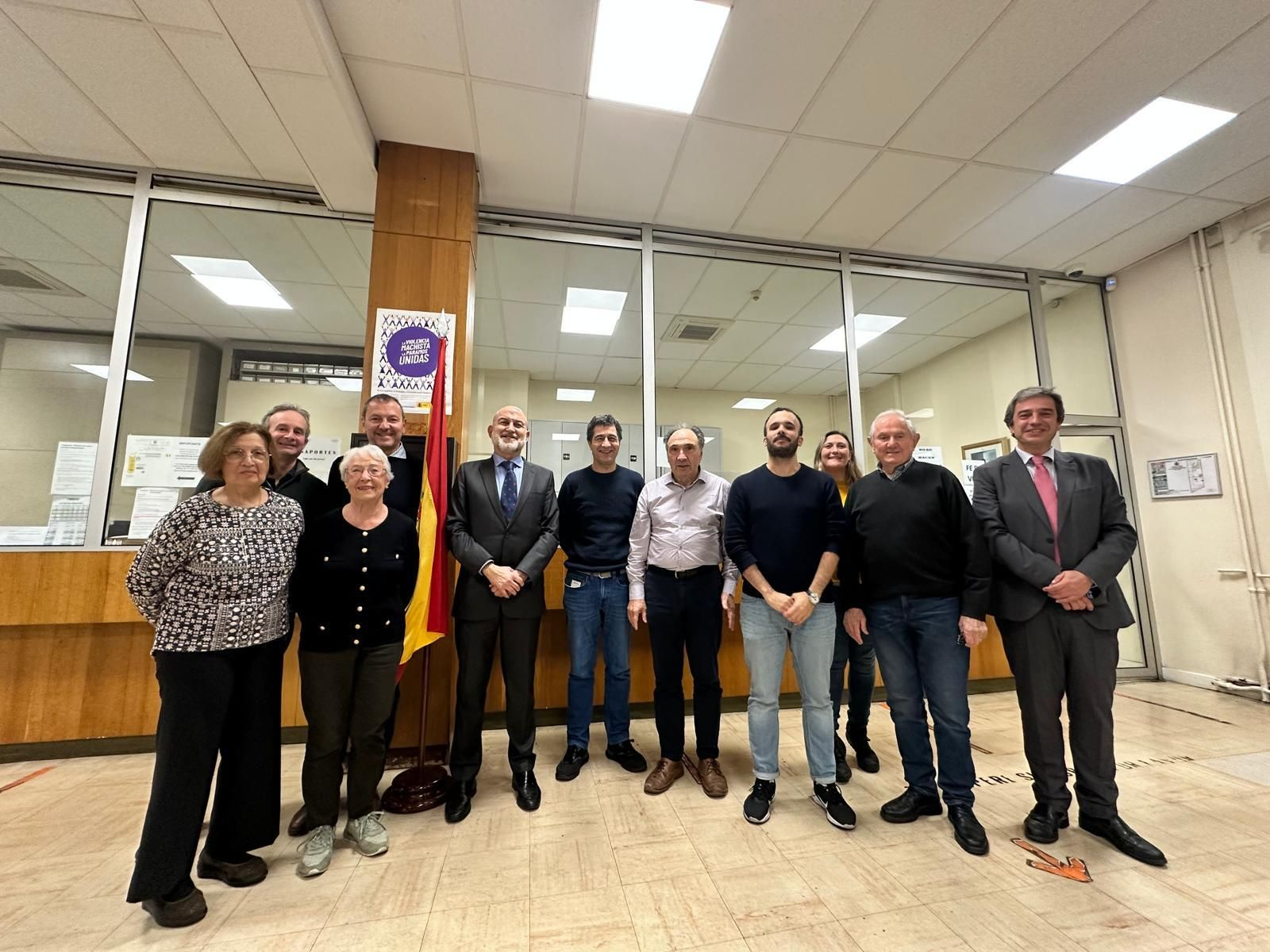 El pasado lunes, en la sede del Consulado General de España en París, tuvo lugar un encuentro entre el Consejo de Residentes Españoles (CRE)  y el recién nombrado cónsul, Manuel Durán Giménez-Rico.