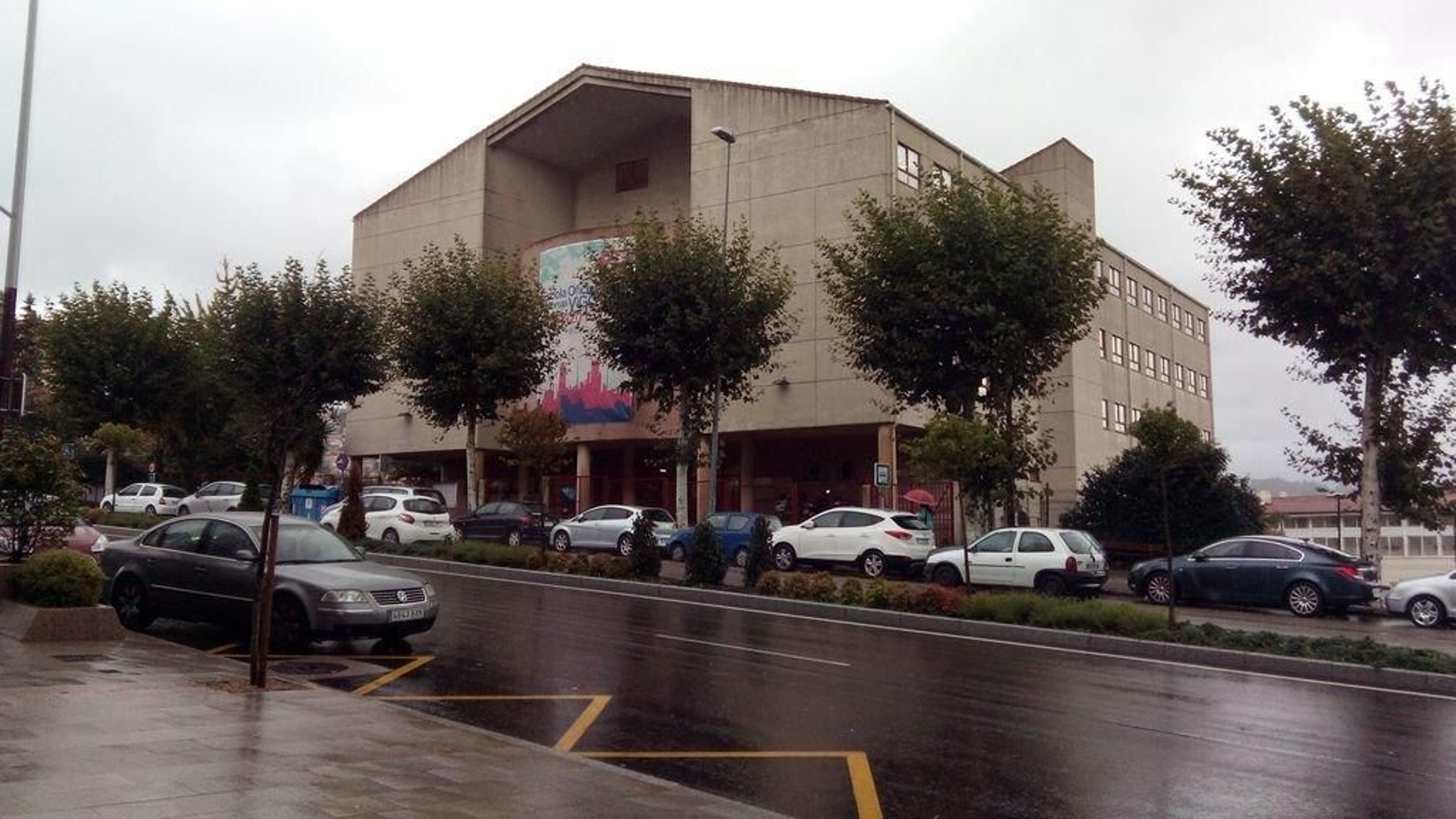 La sede central de la Escola Oficial de Idiomas está en Martínez Garrido.